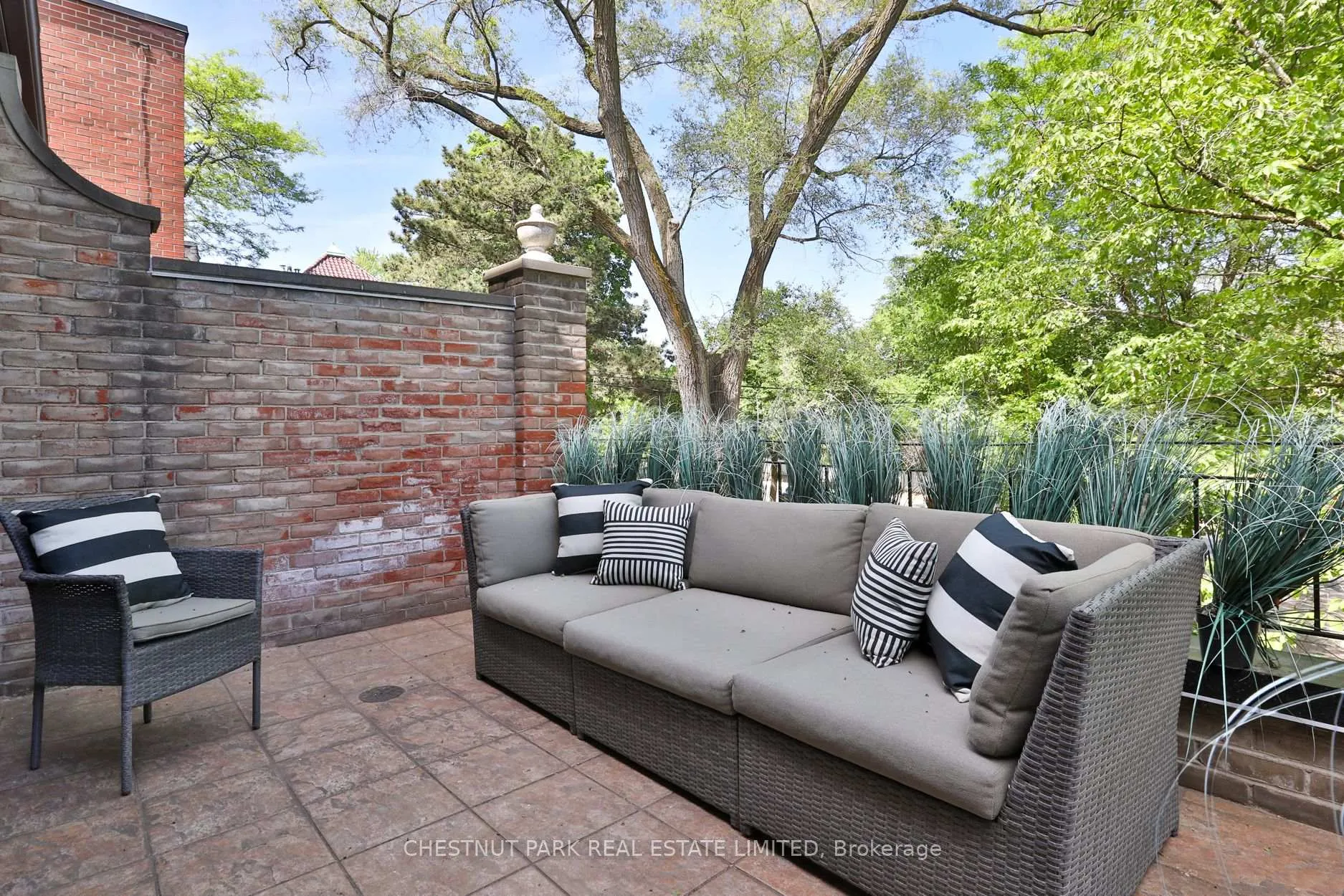 Photo 11 of 86 Glen Road, Toronto, Rosedale-Moore Park — HOMEH