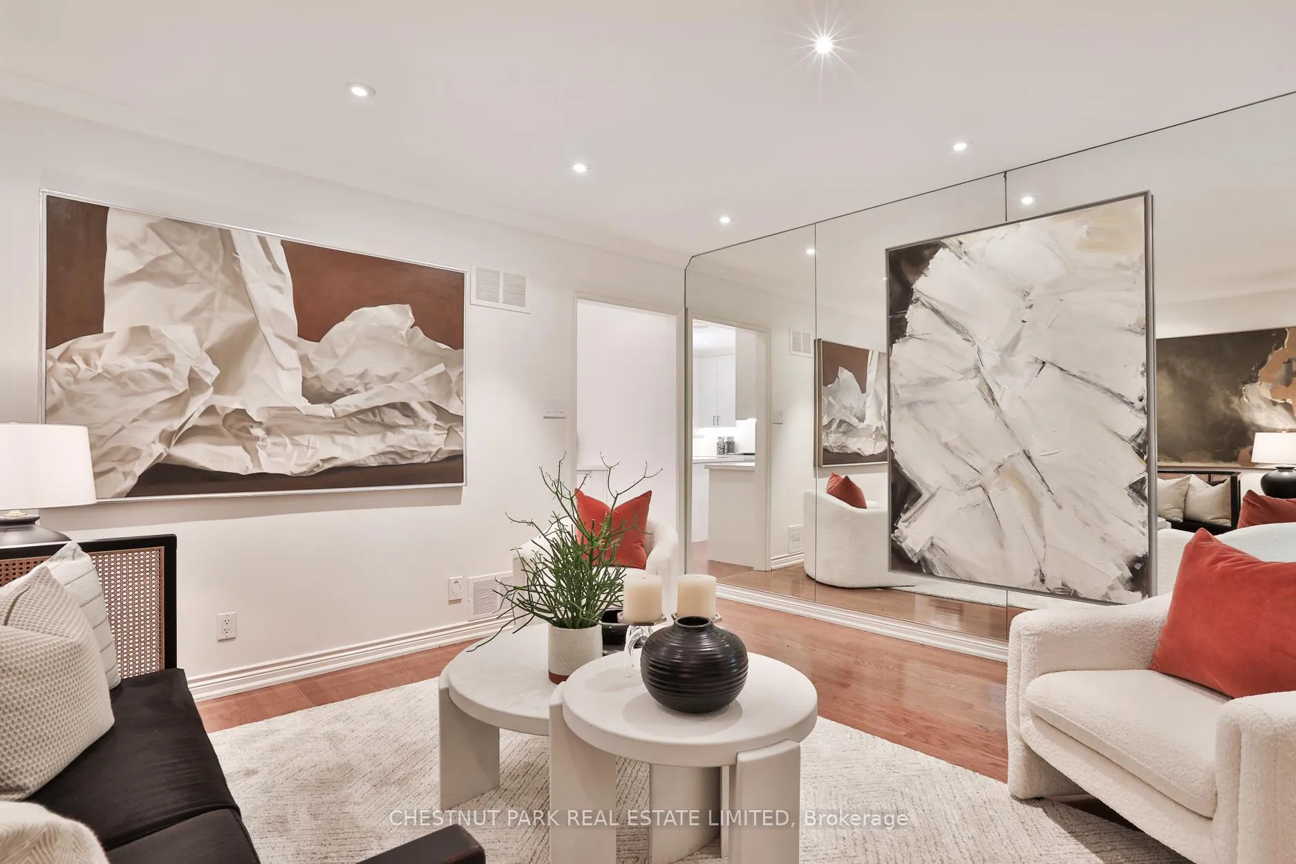 Photo 15 of 86 Glen Road, Toronto, Rosedale-Moore Park — HOMEH