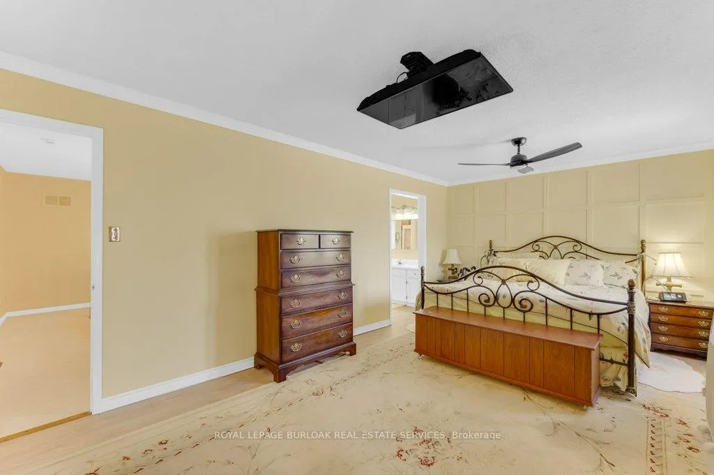 Photo 17 of 4649 The Gallops, Mississauga, Central Erin Mills — HOMEH