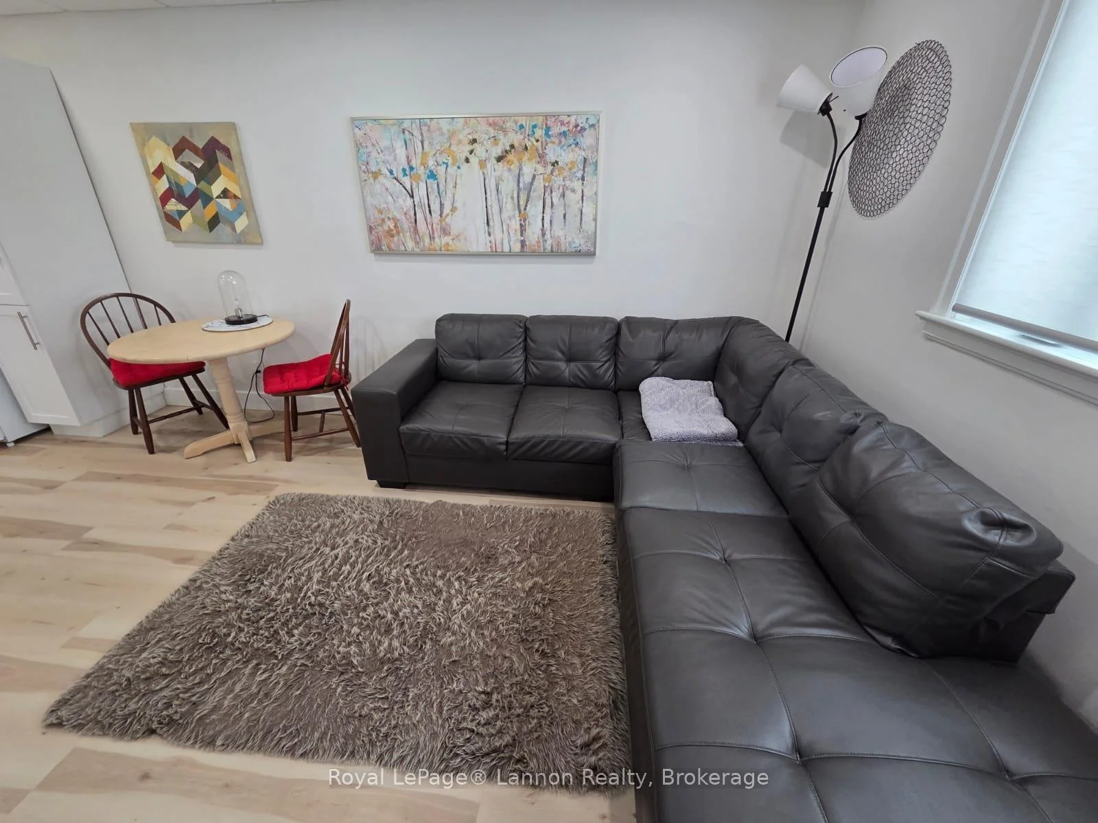 Photo 9 of 84 Machar Ave, Thunder Bay, Court / Cumberland — HOMEH