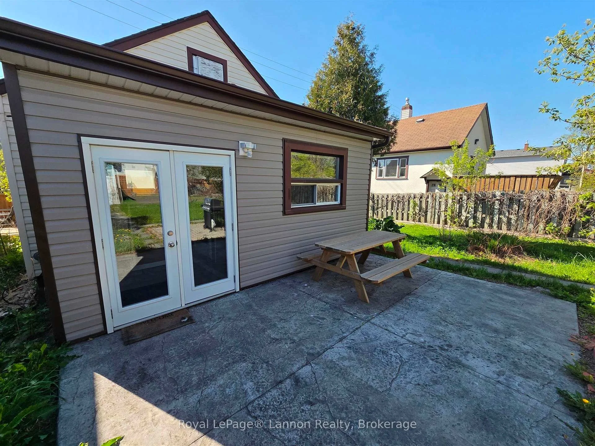 Photo 28 of 84 Machar Ave, Thunder Bay, Court / Cumberland — HOMEH