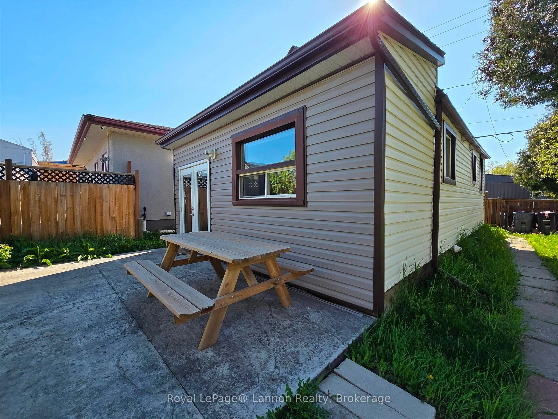 Photo 29 of 84 Machar Ave, Thunder Bay, Court / Cumberland — HOMEH