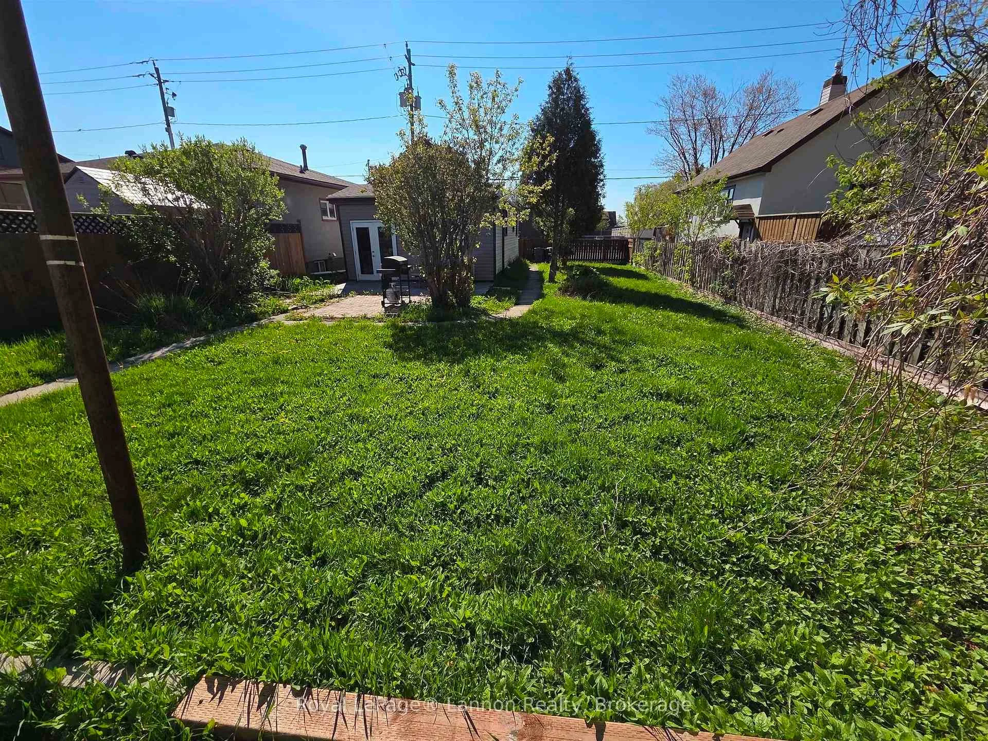 Photo 39 of 84 Machar Ave, Thunder Bay, Court / Cumberland — HOMEH