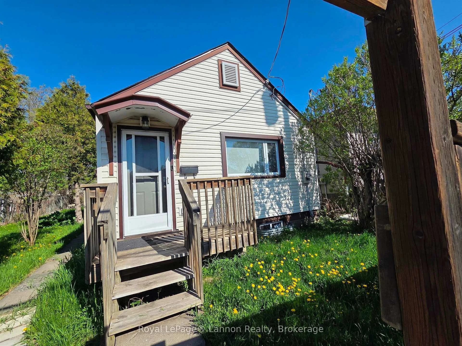 Photo 41 of 84 Machar Ave, Thunder Bay, Court / Cumberland — HOMEH