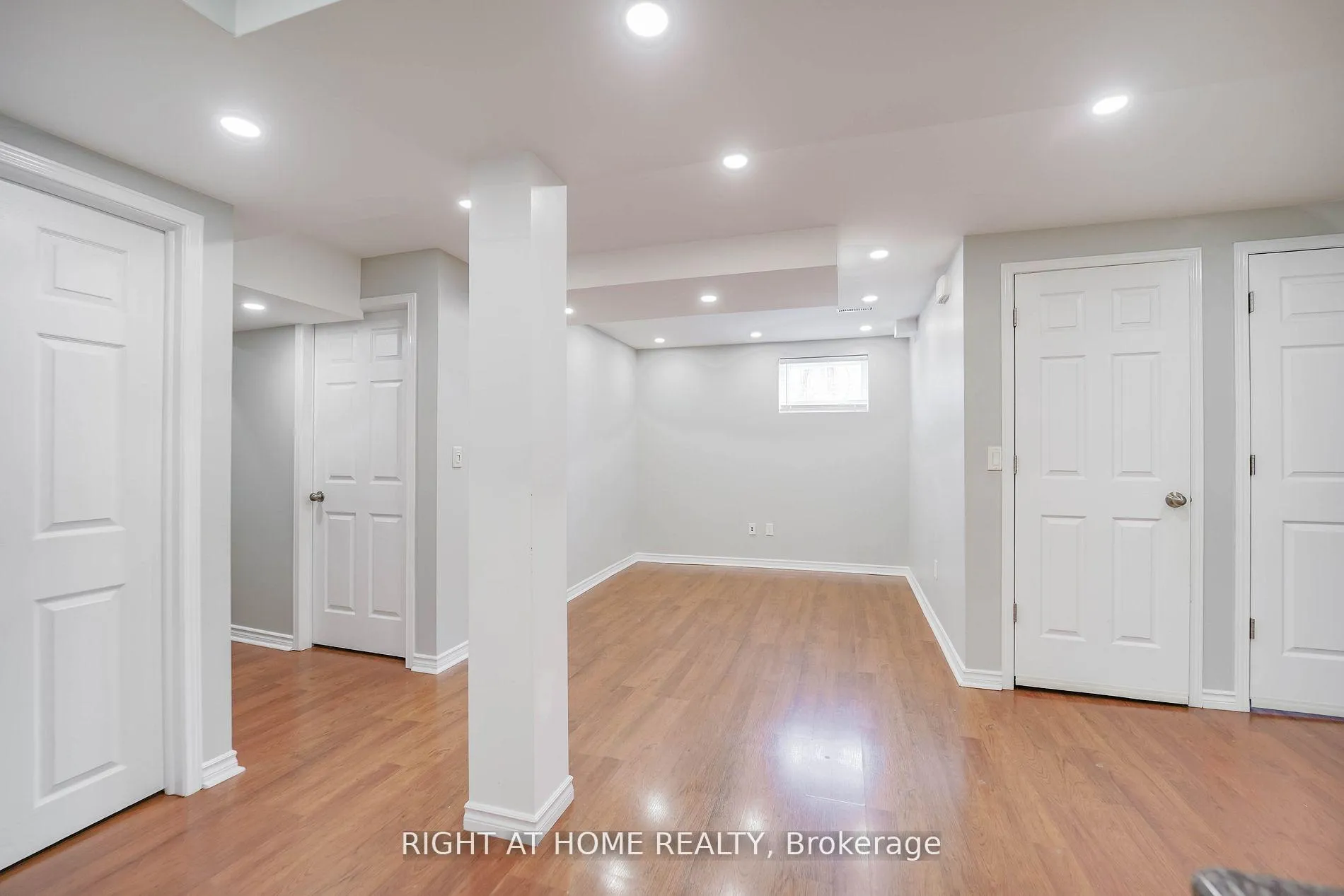 Photo 12 of 2 Iangrove Terrace, Scarborough, L'Amoreaux — HOMEH
