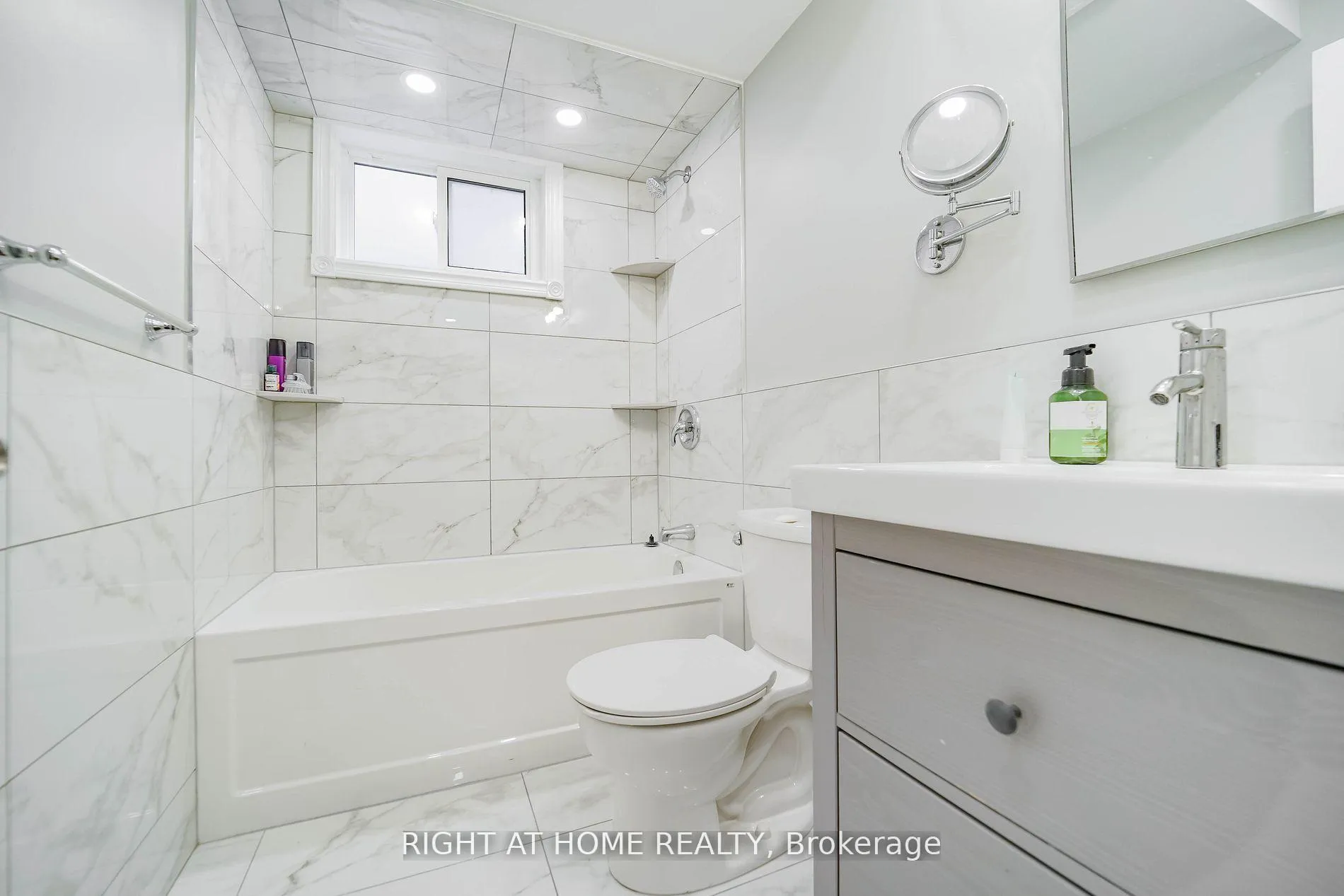 Photo 16 of 2 Iangrove Terrace, Scarborough, L'Amoreaux — HOMEH