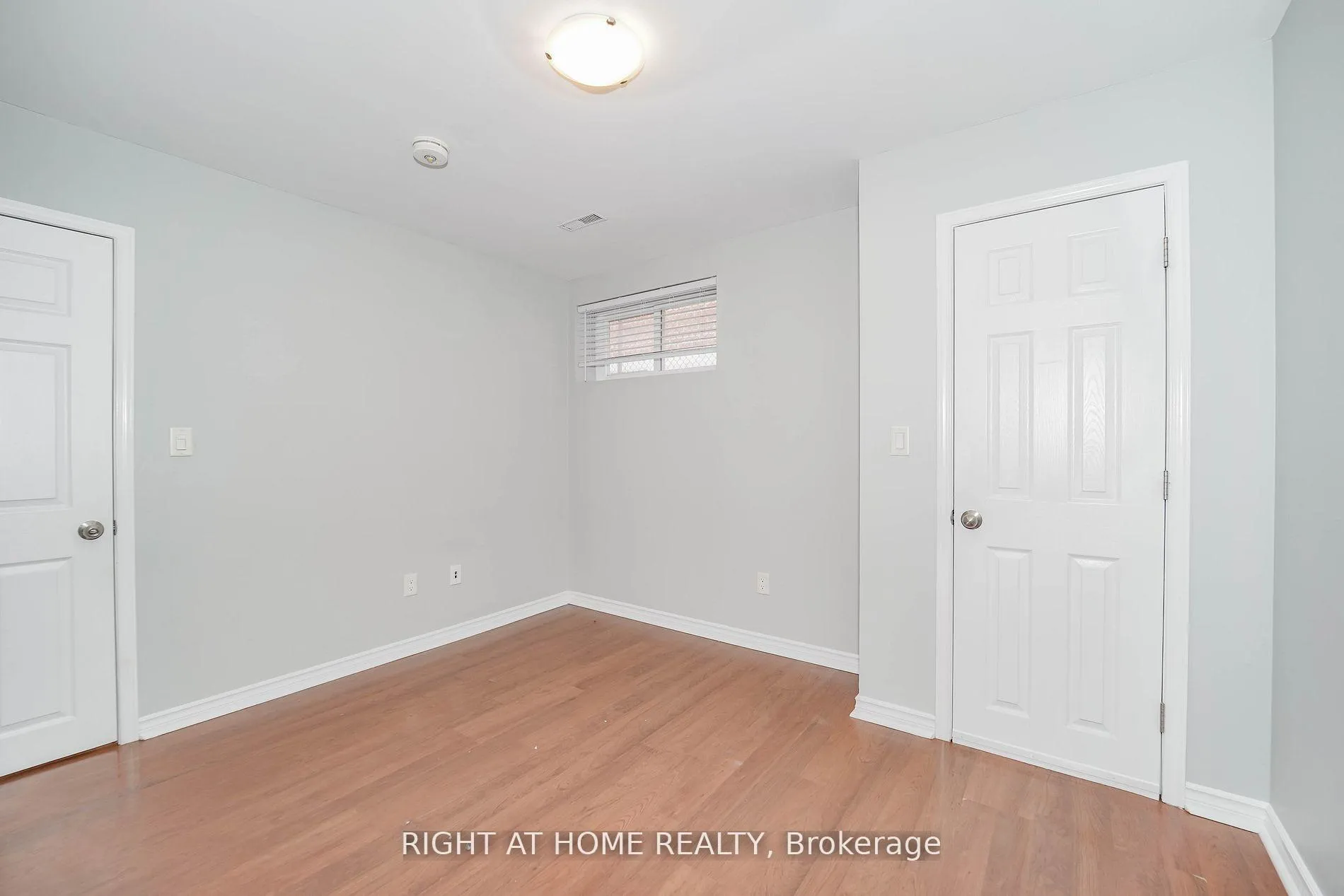 Photo 21 of 2 Iangrove Terrace, Scarborough, L'Amoreaux — HOMEH