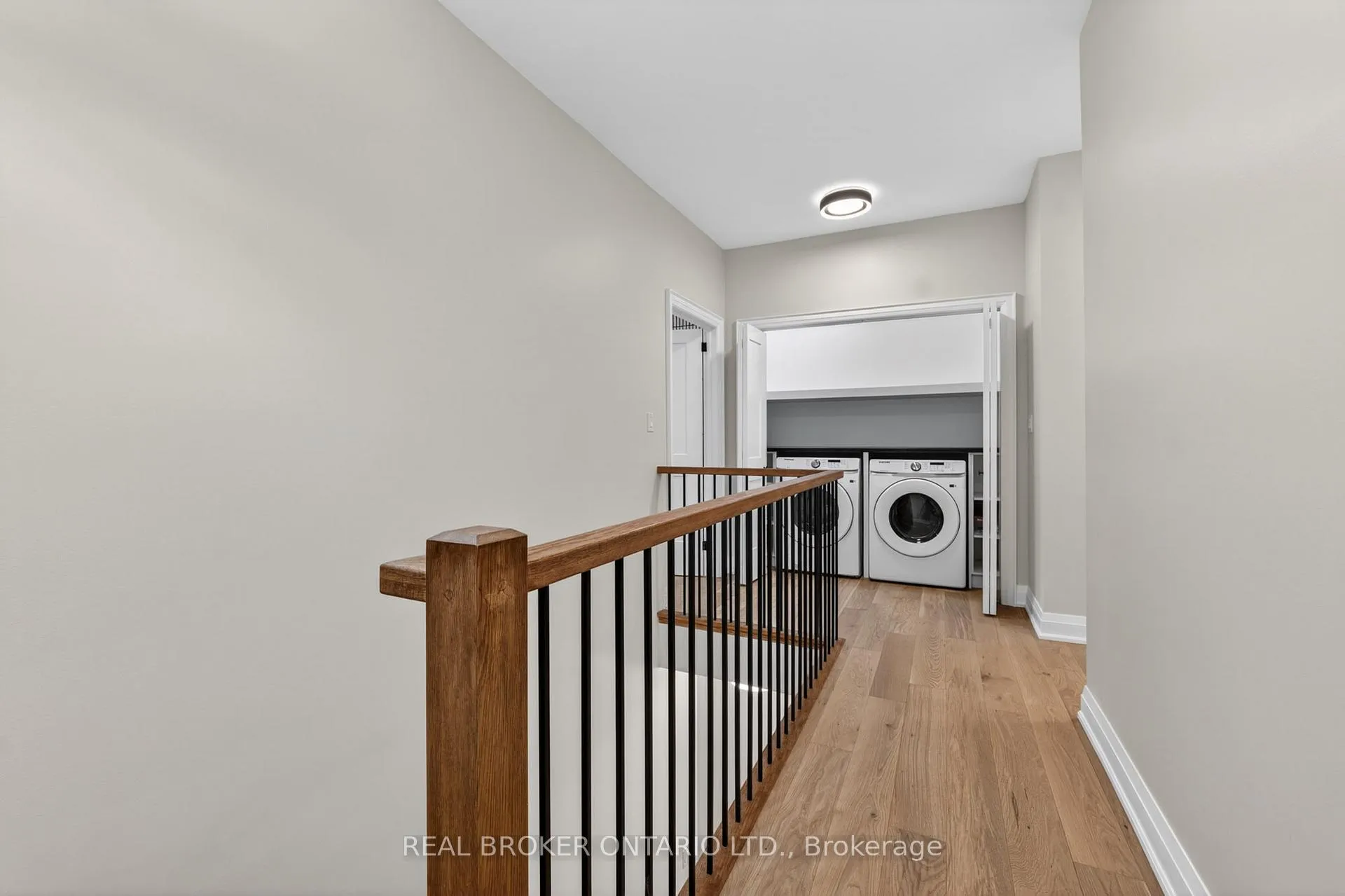Photo 31 of 5 Marina Avenue, Etobicoke, Long Branch — HOMEH