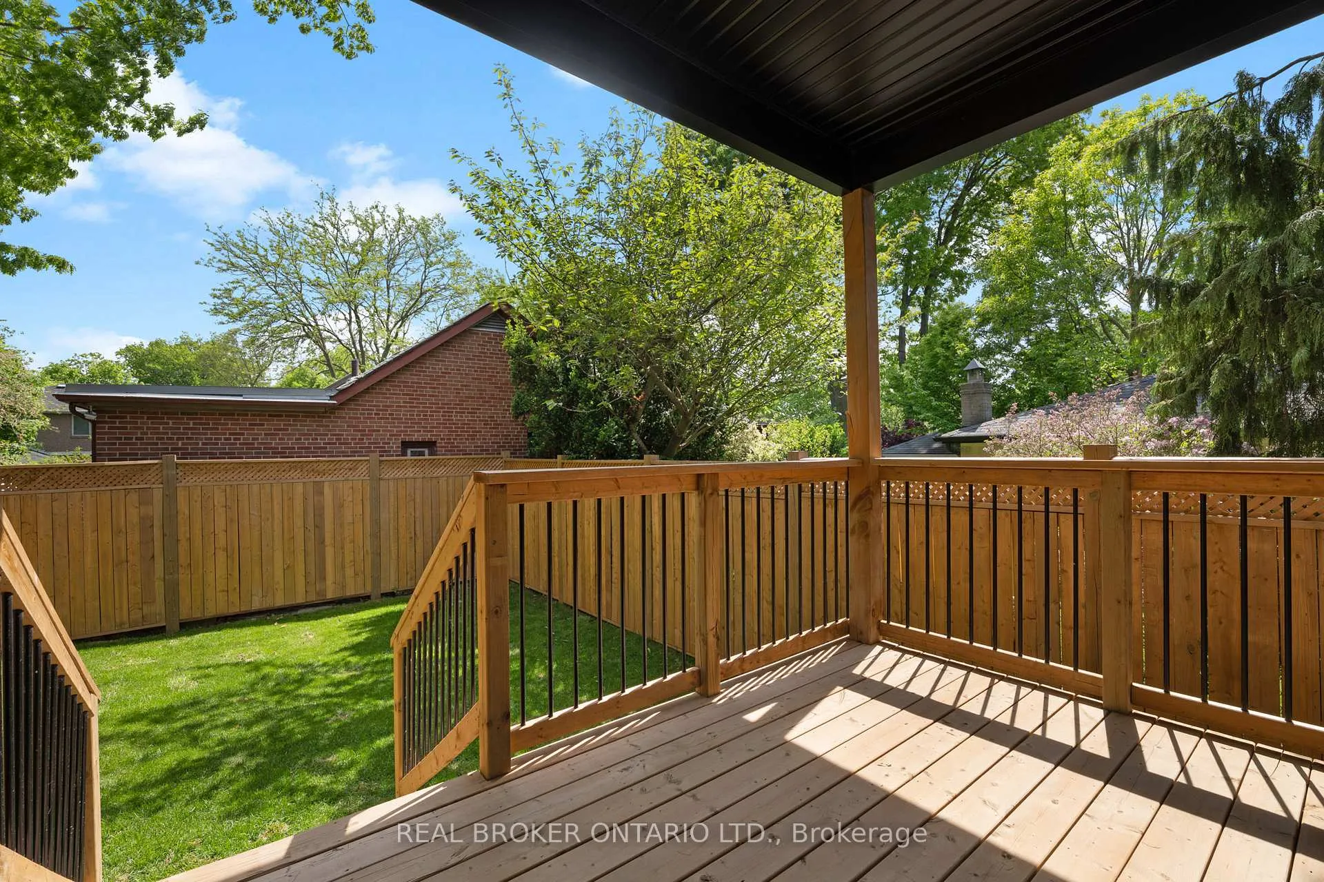 Photo 36 of 5 Marina Avenue, Etobicoke, Long Branch — HOMEH