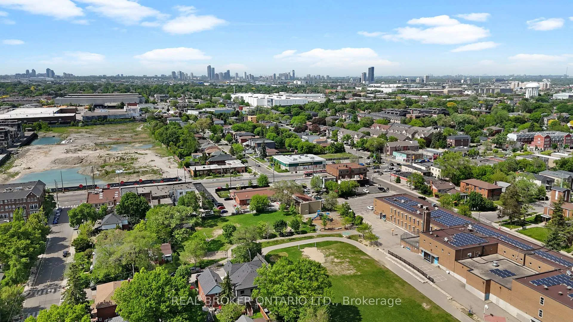 Photo 51 of 5 Marina Avenue, Etobicoke, Long Branch — HOMEH