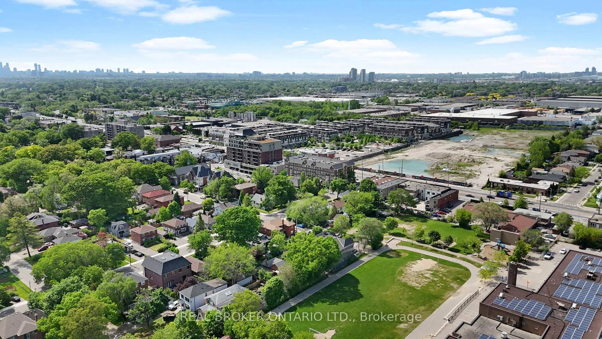 Photo 50 of 5 Marina Avenue, Etobicoke, Long Branch — HOMEH