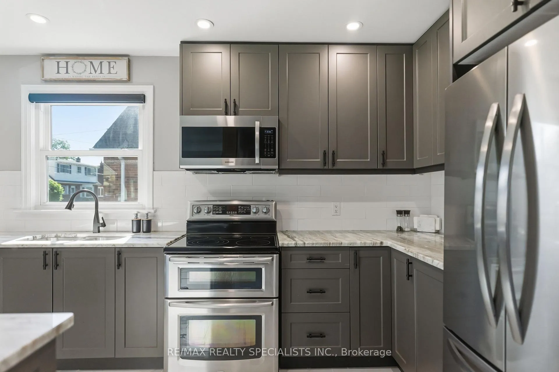 Photo 12 of 14 Russell Street, Hamilton, Eastmount — HOMEH