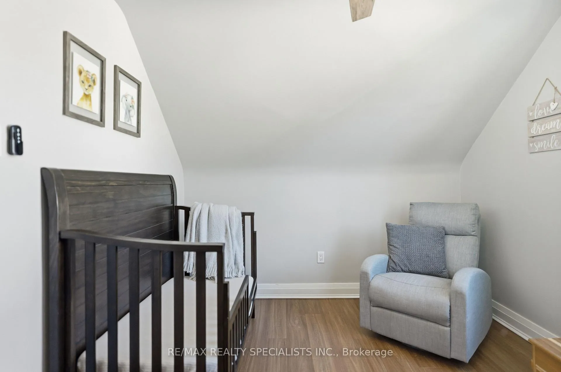 Photo 24 of 14 Russell Street, Hamilton, Eastmount — HOMEH