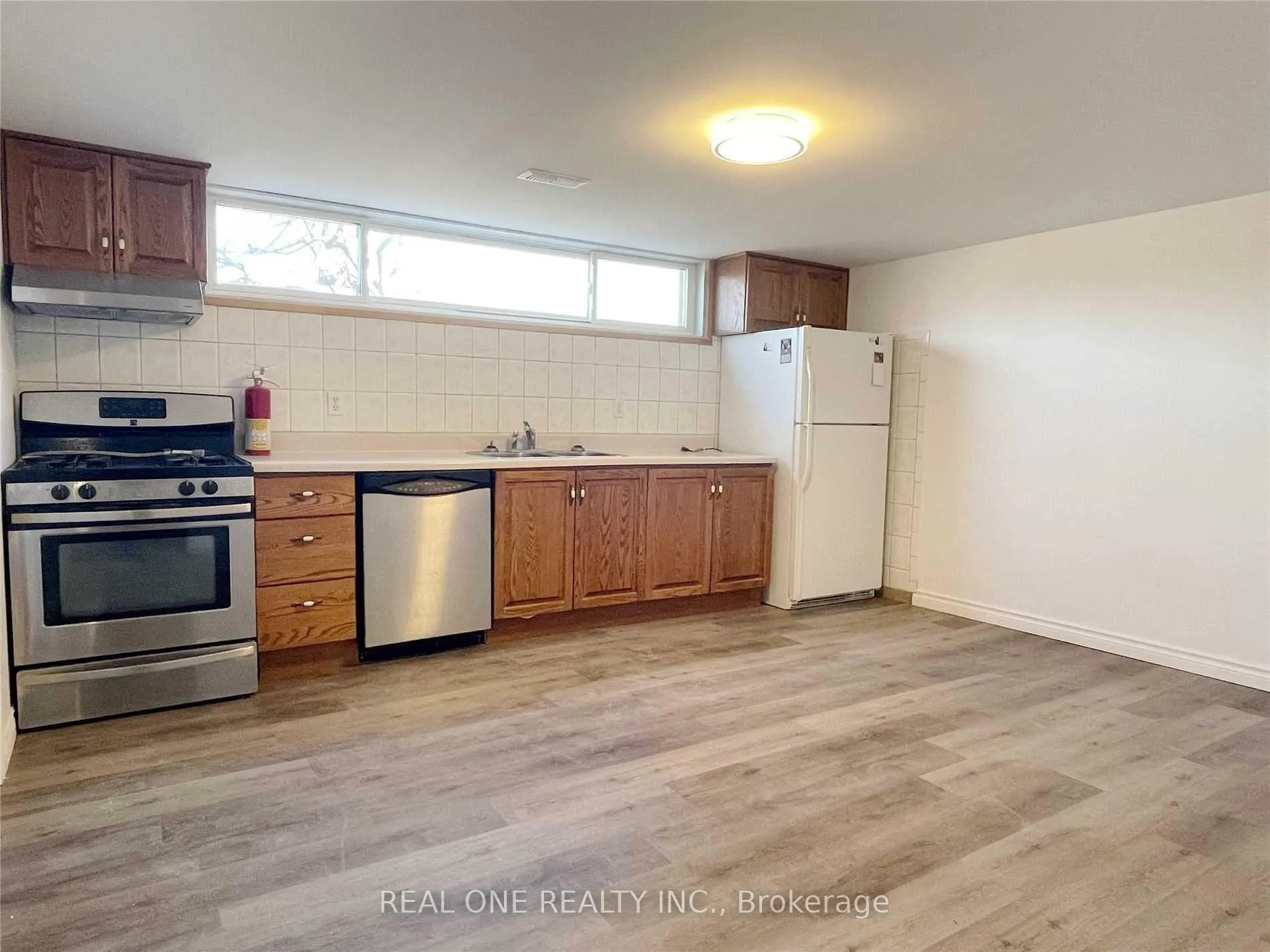 Photo 1 of Unit Basement, 36 Victor Boulevard, Hamilton, Greeningdon — HOMEH