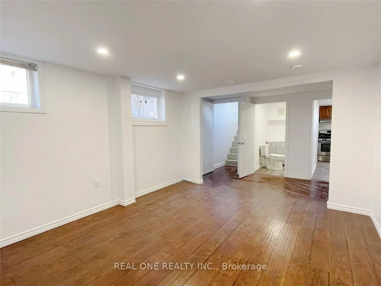 Photo 4 of Unit Basement, 36 Victor Boulevard, Hamilton, Greeningdon — HOMEH