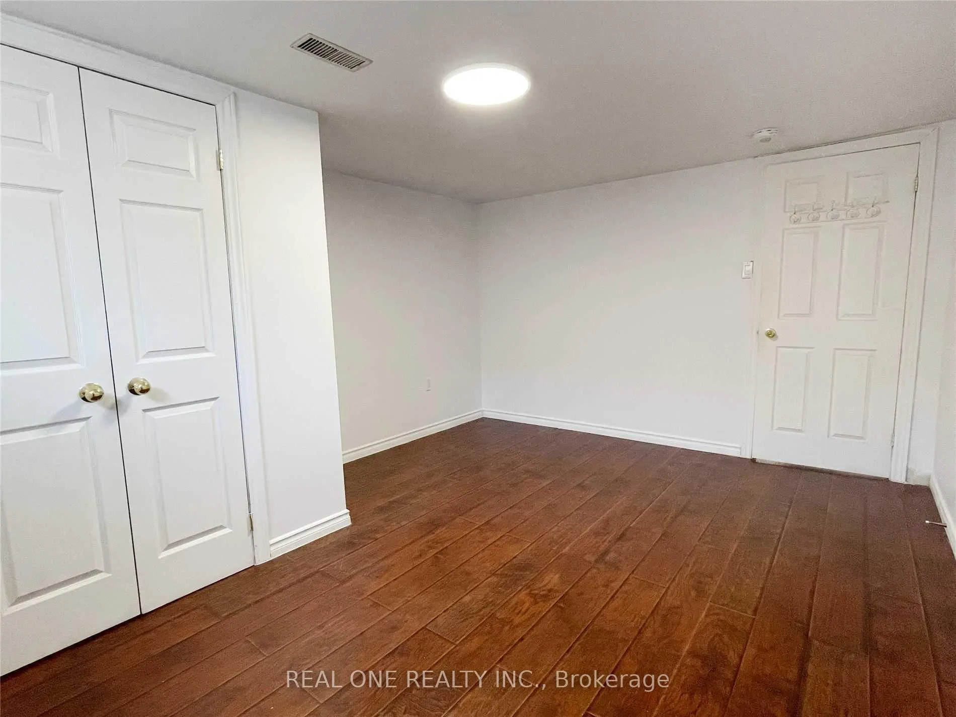 Photo 10 of Unit Basement, 36 Victor Boulevard, Hamilton, Greeningdon — HOMEH