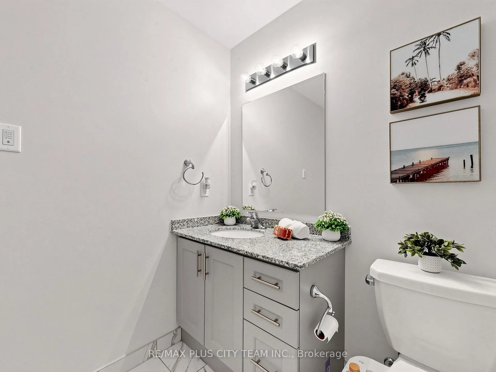 Photo 17 of Unit 415, 600 North Service Road, Hamilton, Lakeshore — HOMEH