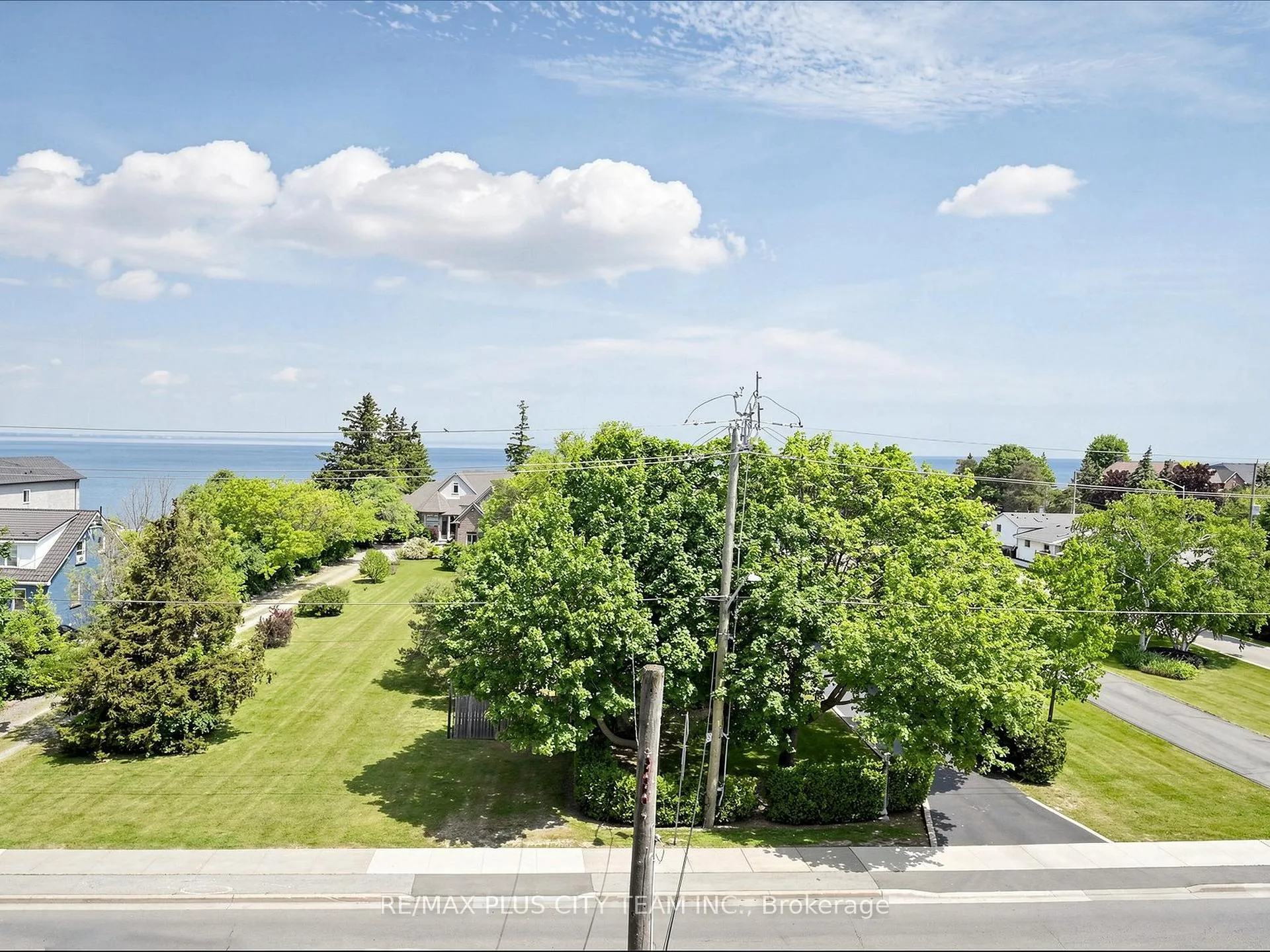 Photo 21 of Unit 415, 600 North Service Road, Hamilton, Lakeshore — HOMEH