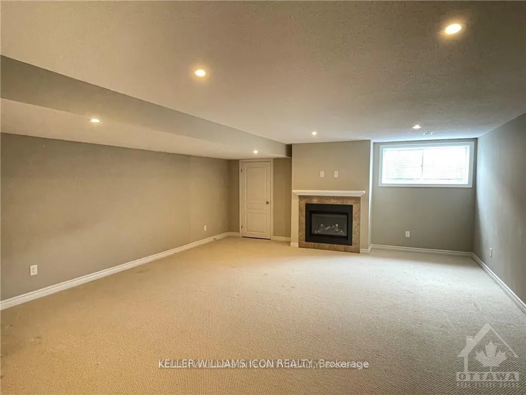 Photo 21 of 957 Fletcher Circle, Ottawa, Kanata - Kanata Lakes/Heritage Hills — HOMEH