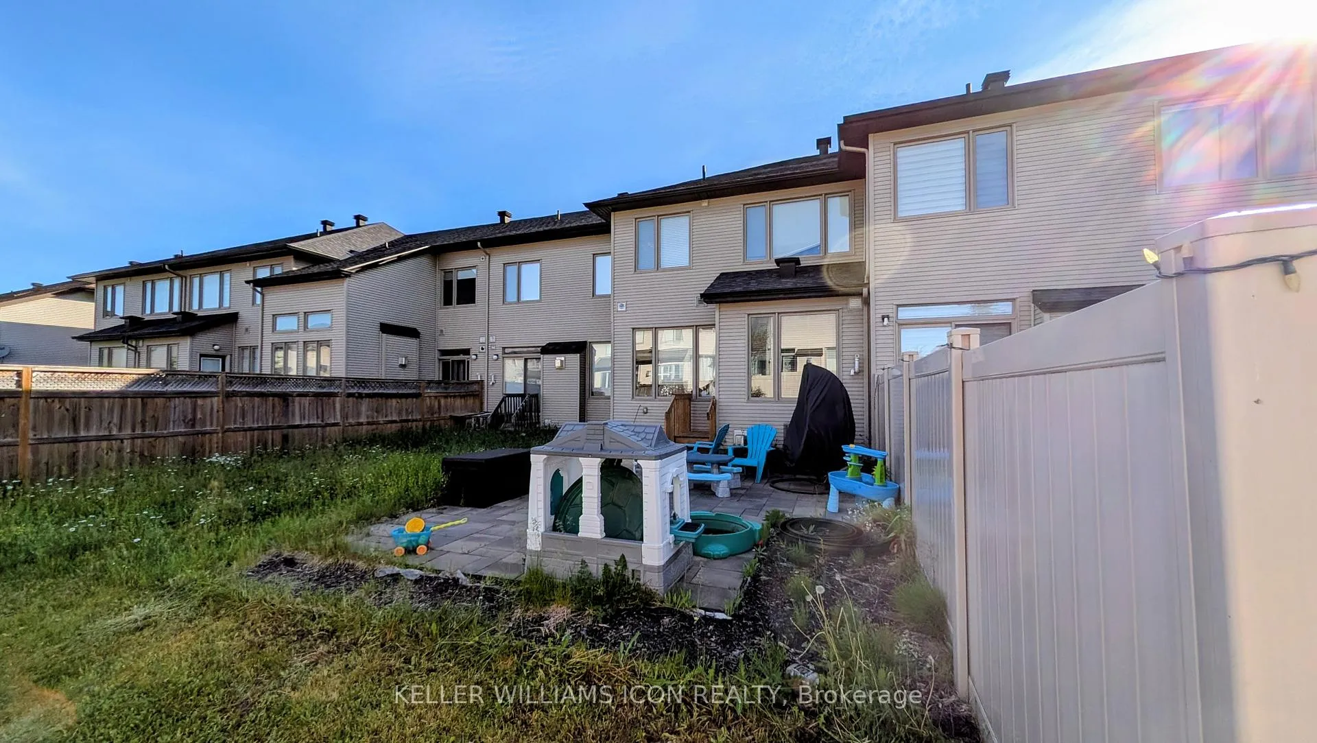 Photo 24 of 957 Fletcher Circle, Ottawa, Kanata - Kanata Lakes/Heritage Hills — HOMEH