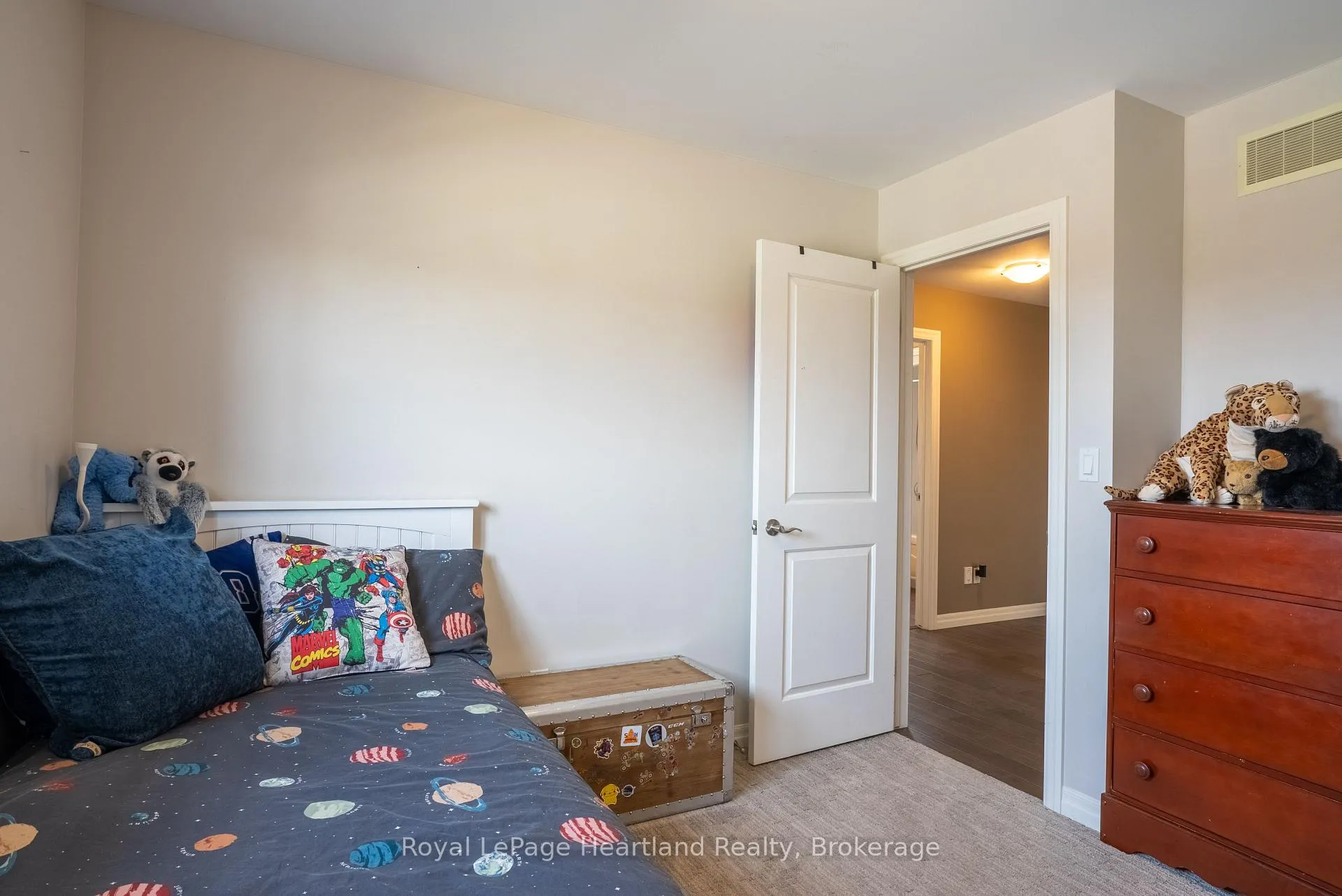 Photo 19 of 231 Campanale Way, Lucan Biddulph, Lucan — HOMEH