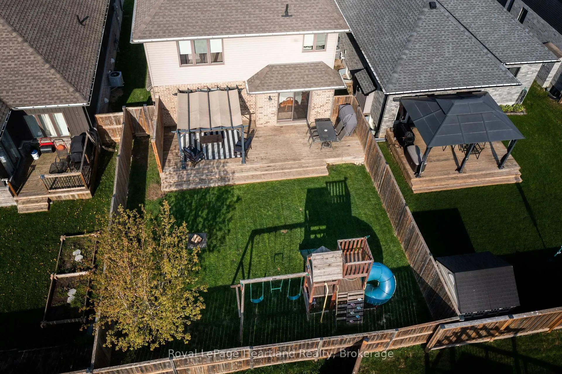 Photo 37 of 231 Campanale Way, Lucan Biddulph, Lucan — HOMEH