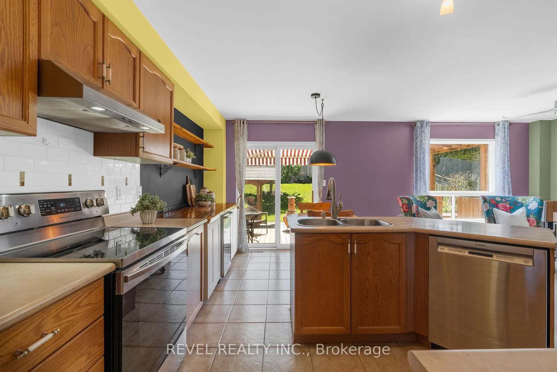 Photo 7 of 1207 Andrade Lane, Innisfil, Alcona — HOMEH