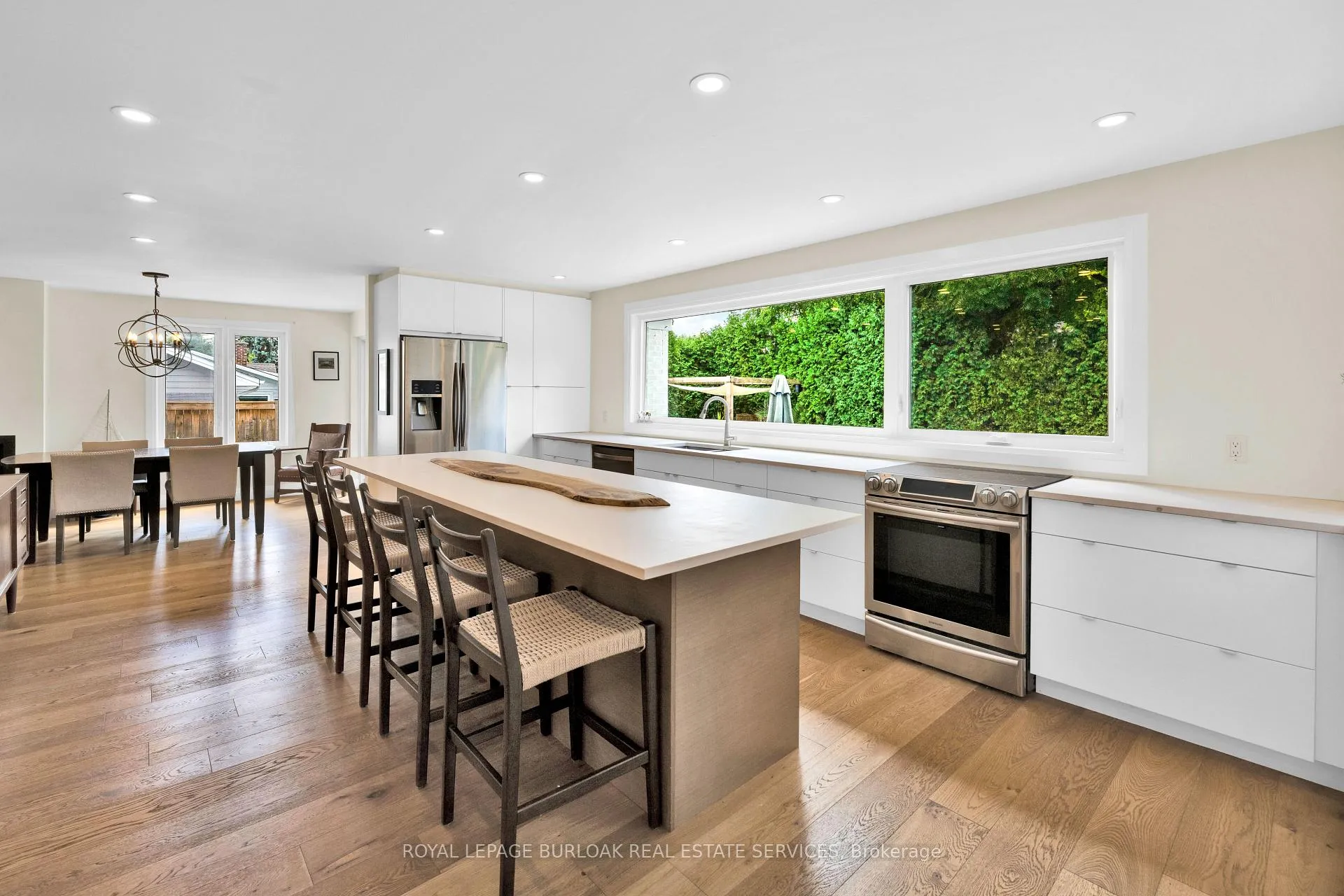 Photo 19 of 912 Boothman Avenue, Burlington, Bayview — HOMEH