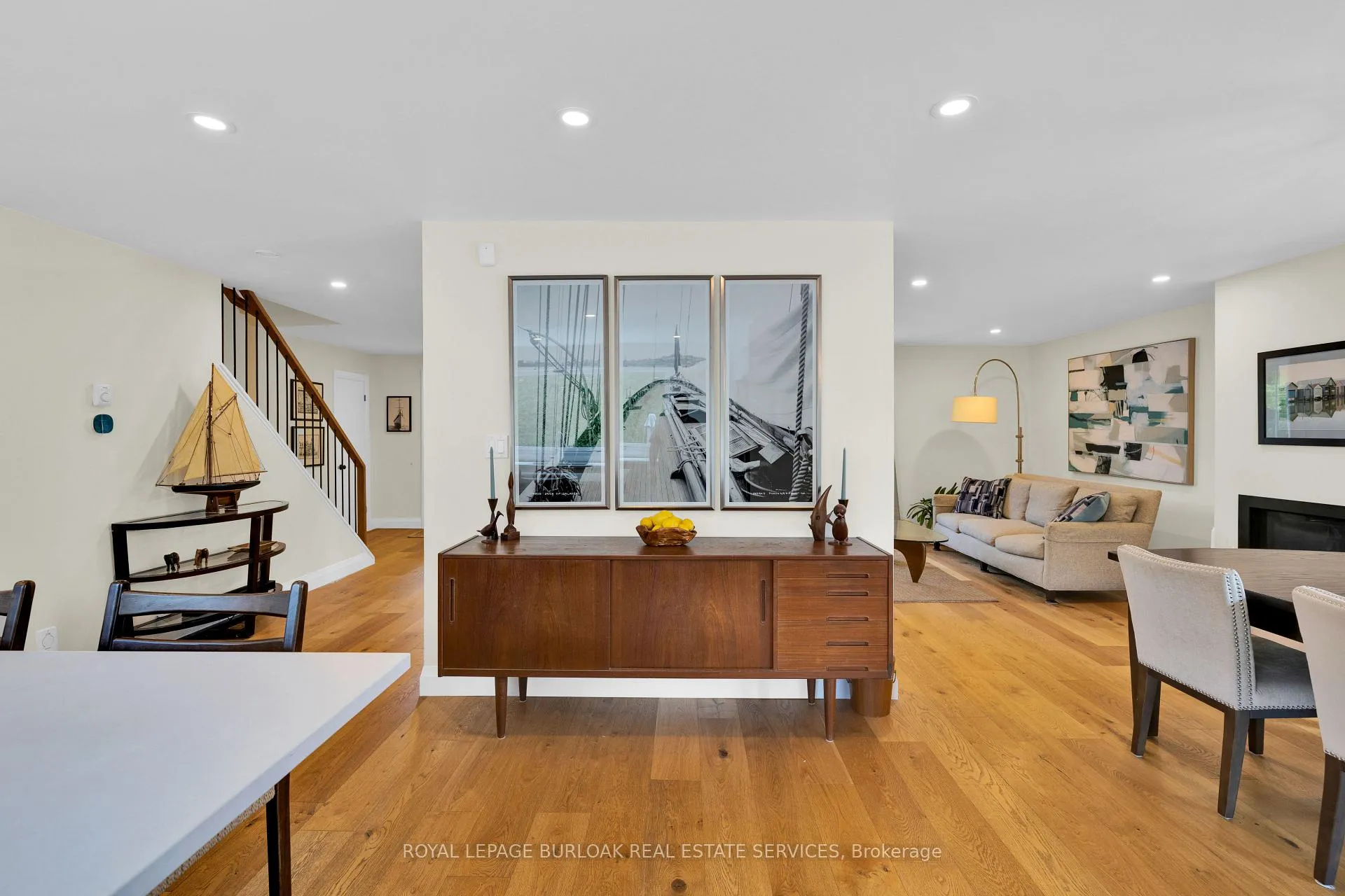 Photo 22 of 912 Boothman Avenue, Burlington, Bayview — HOMEH