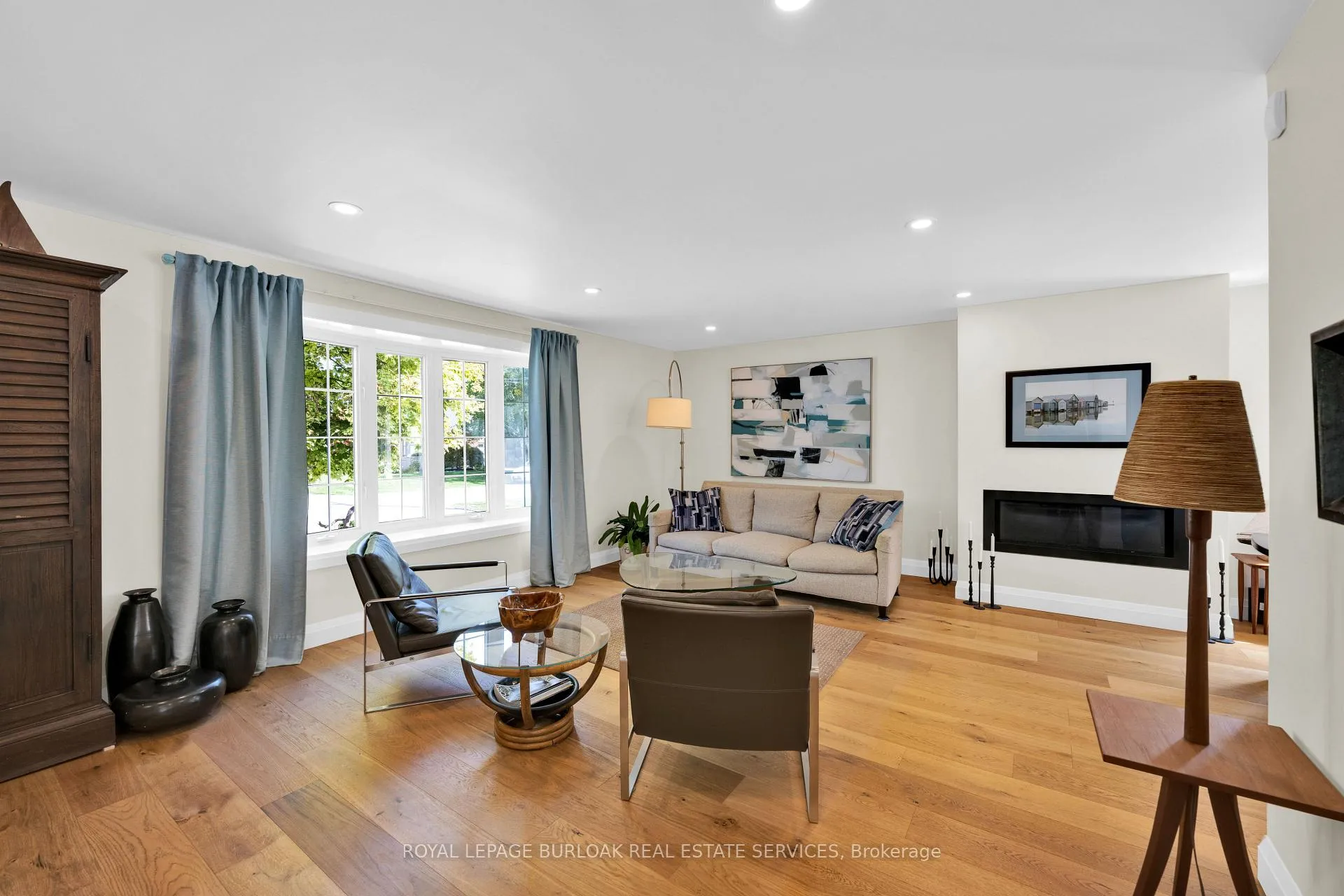 Photo 23 of 912 Boothman Avenue, Burlington, Bayview — HOMEH