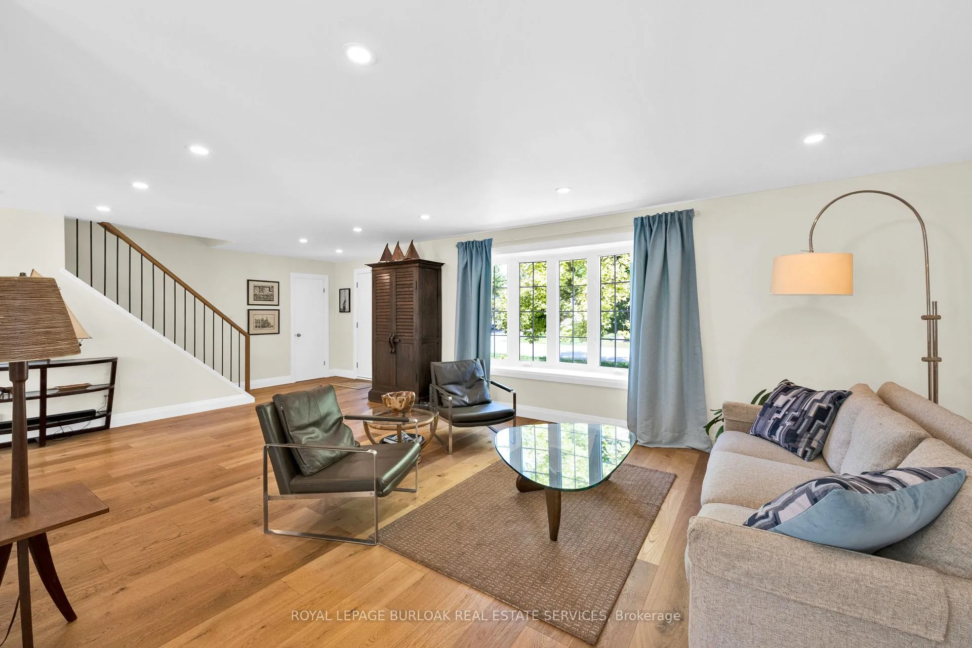 Photo 25 of 912 Boothman Avenue, Burlington, Bayview — HOMEH