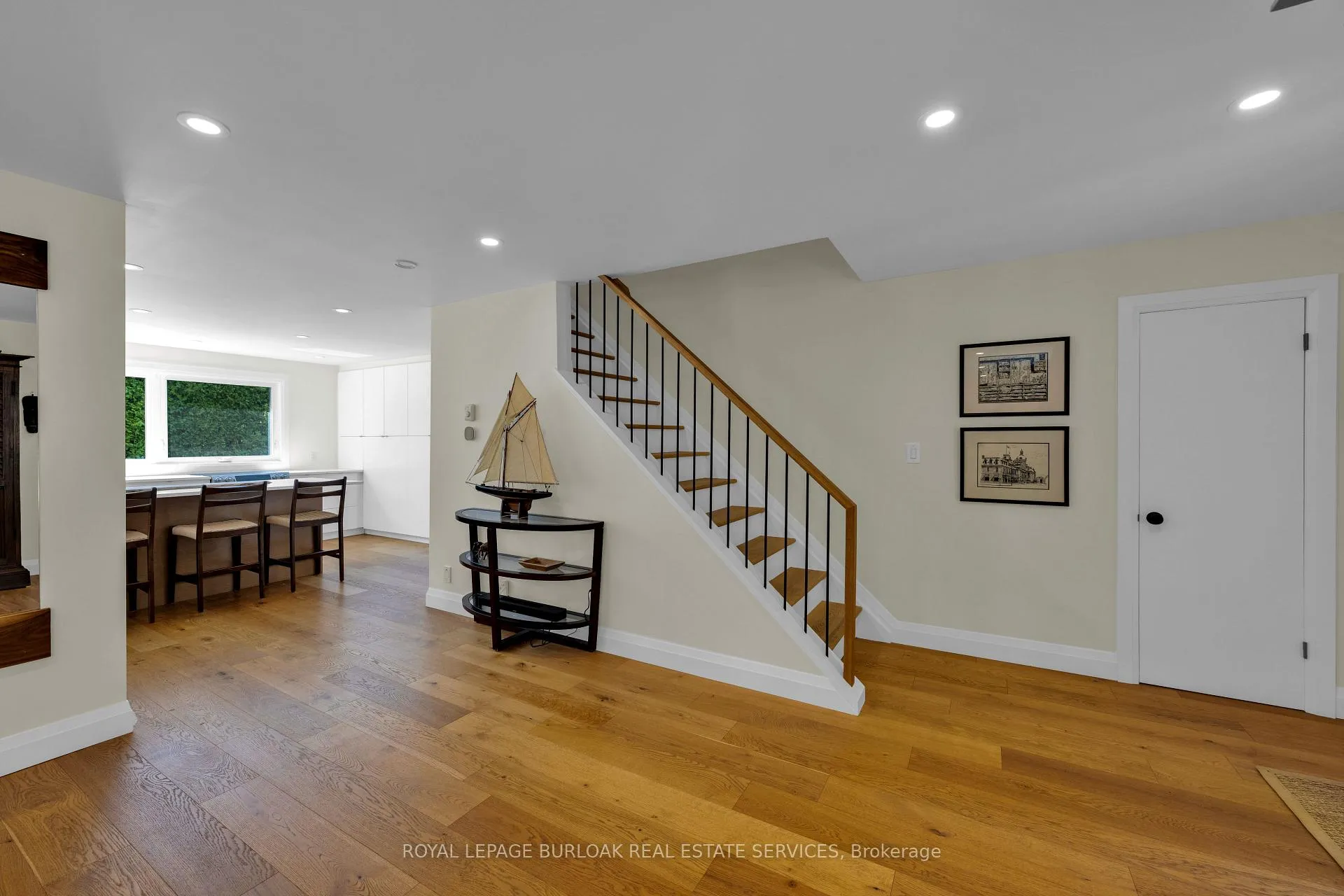 Photo 32 of 912 Boothman Avenue, Burlington, Bayview — HOMEH