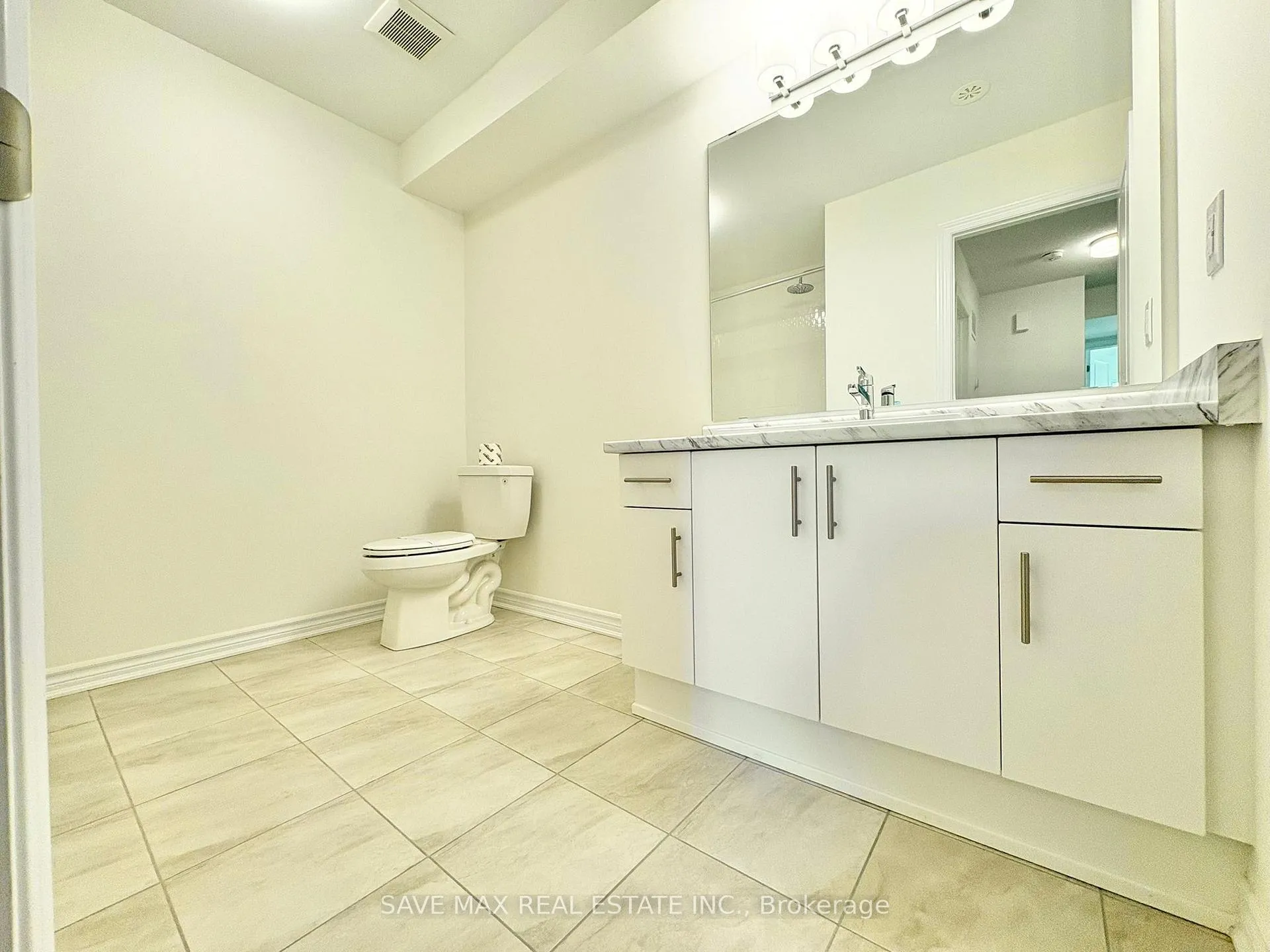Photo 15 of 5 Thornbird Crescent, Brampton, Northwest Brampton — HOMEH