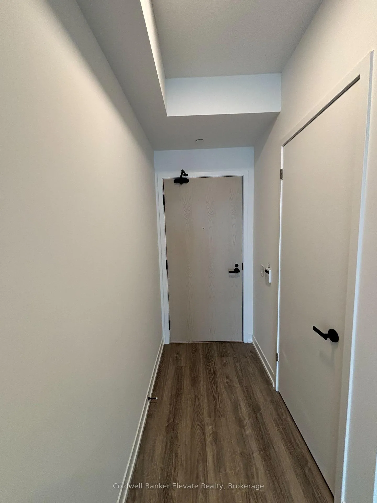 Photo 2 of Unit 4202, 195 Commerce Street, Vaughan, Vaughan Corporate Centre — HOMEH