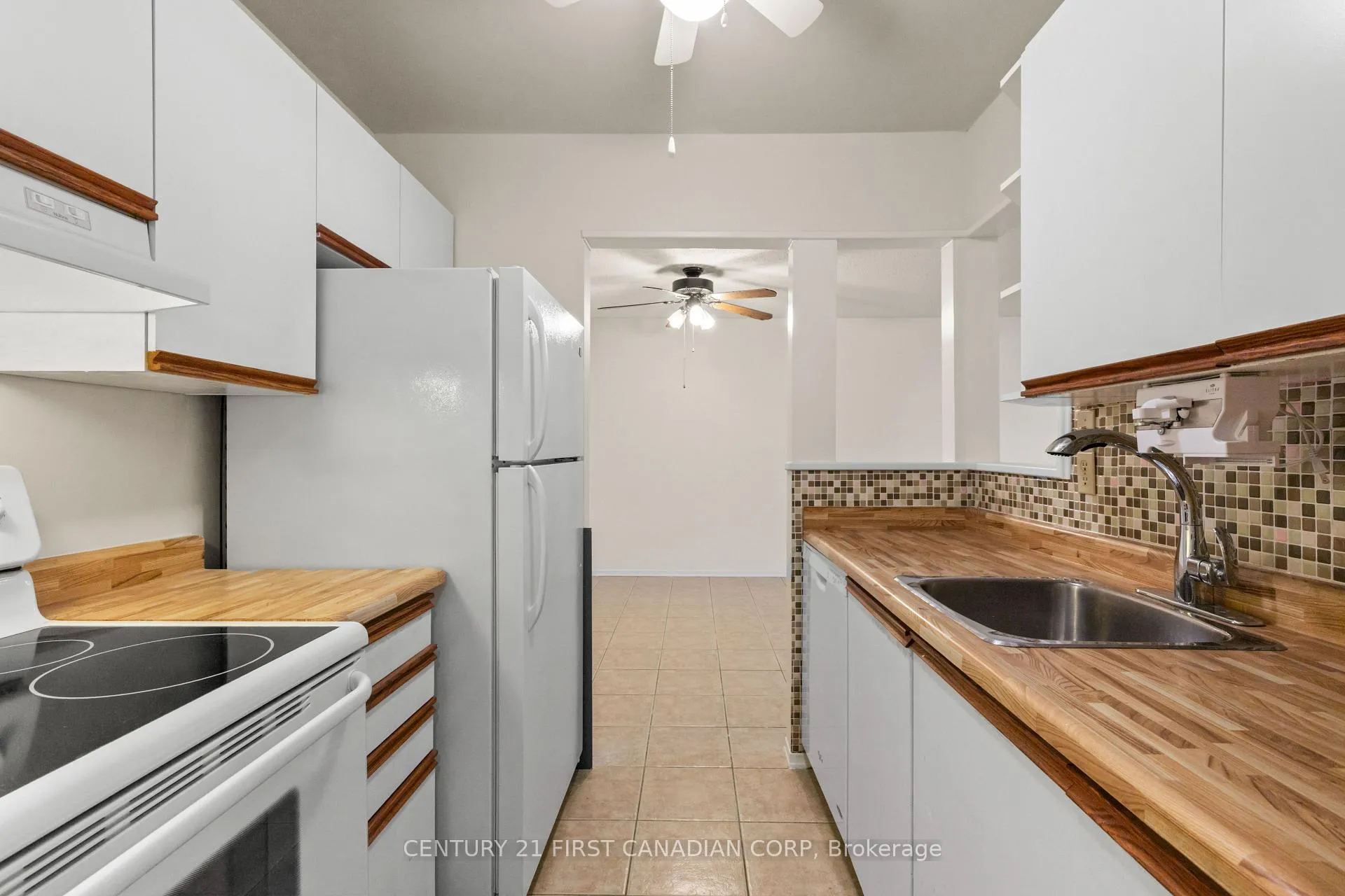 Photo 6 of Unit 109, 729 Deveron Crescent, London, South T — HOMEH