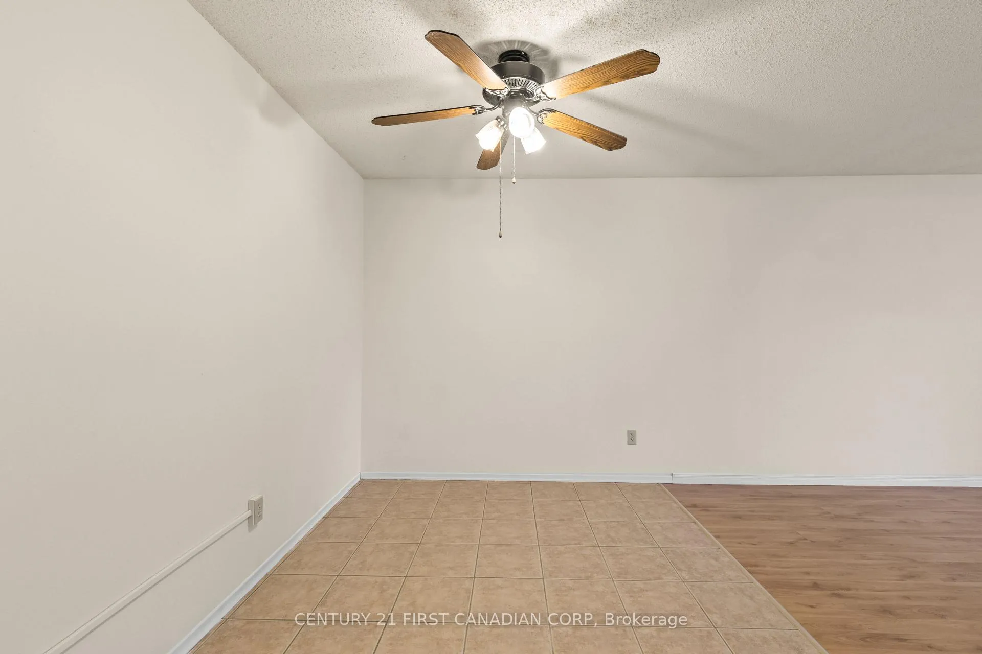 Photo 9 of Unit 109, 729 Deveron Crescent, London, South T — HOMEH