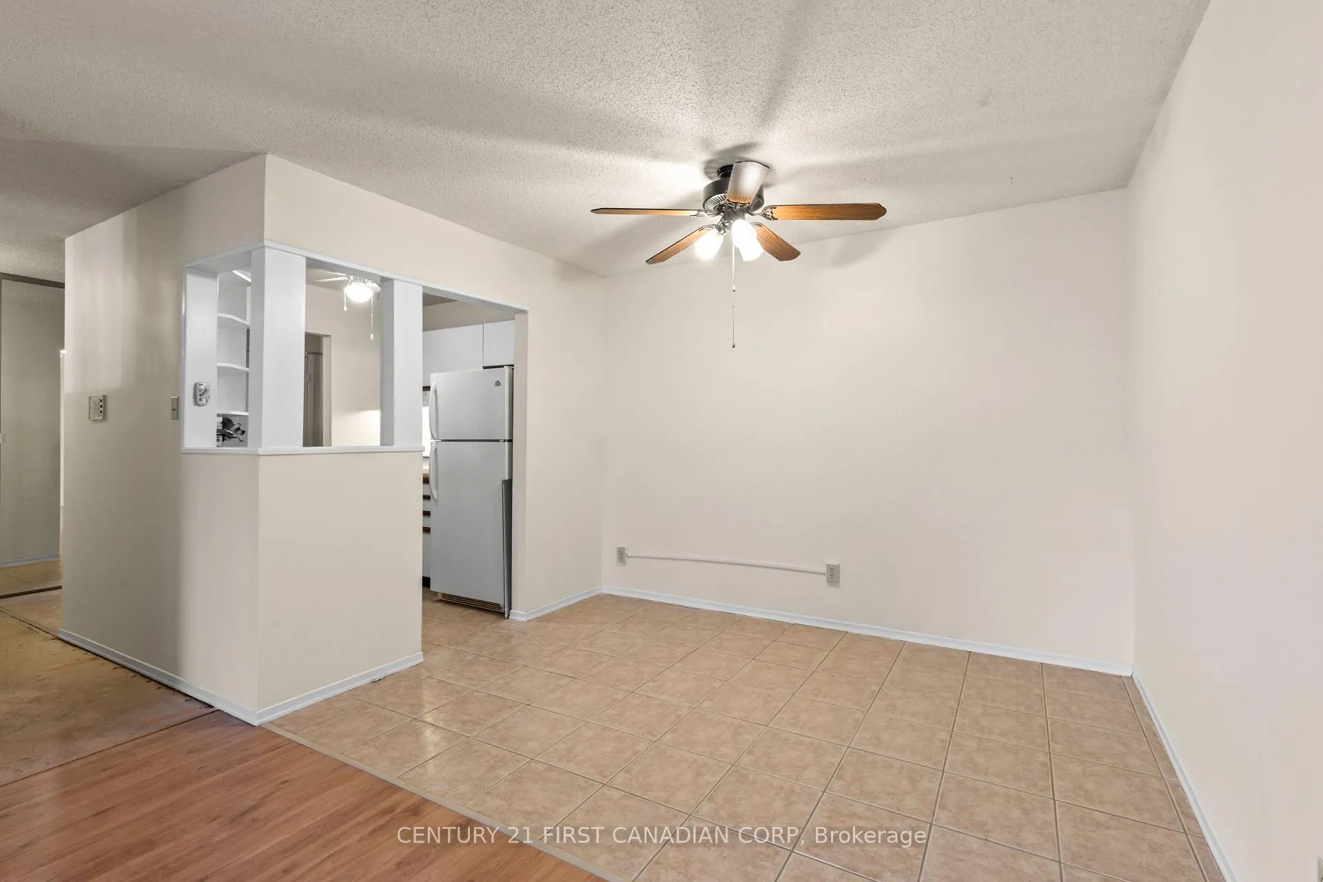 Photo 10 of Unit 109, 729 Deveron Crescent, London, South T — HOMEH