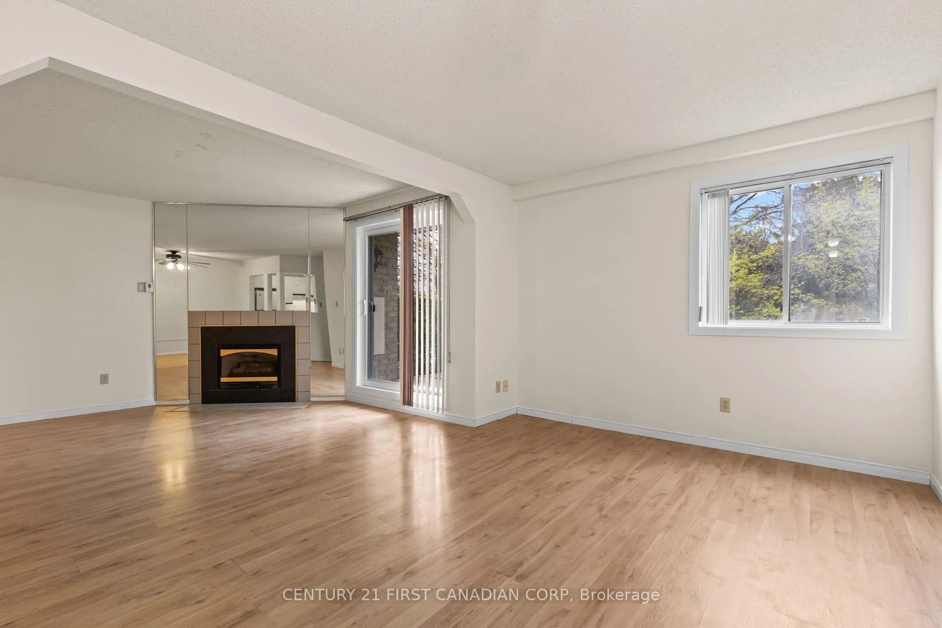 Photo 17 of Unit 109, 729 Deveron Crescent, London, South T — HOMEH