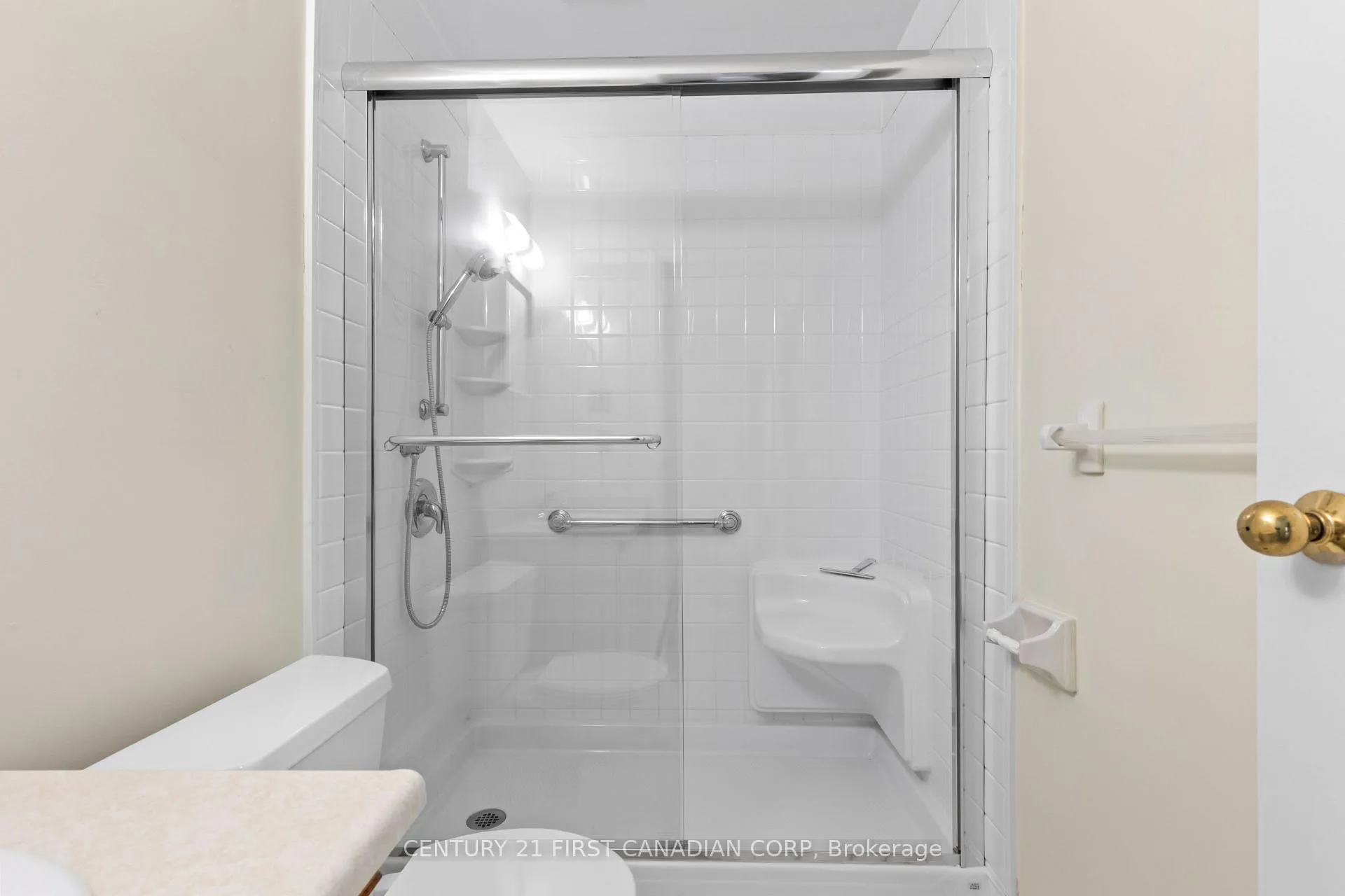 Photo 21 of Unit 109, 729 Deveron Crescent, London, South T — HOMEH