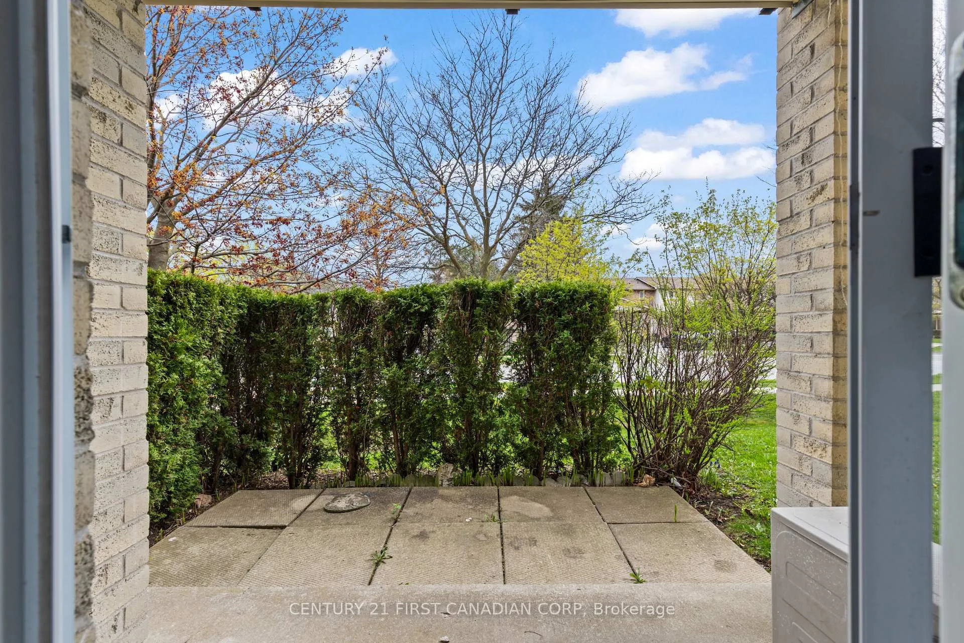 Photo 30 of Unit 109, 729 Deveron Crescent, London, South T — HOMEH