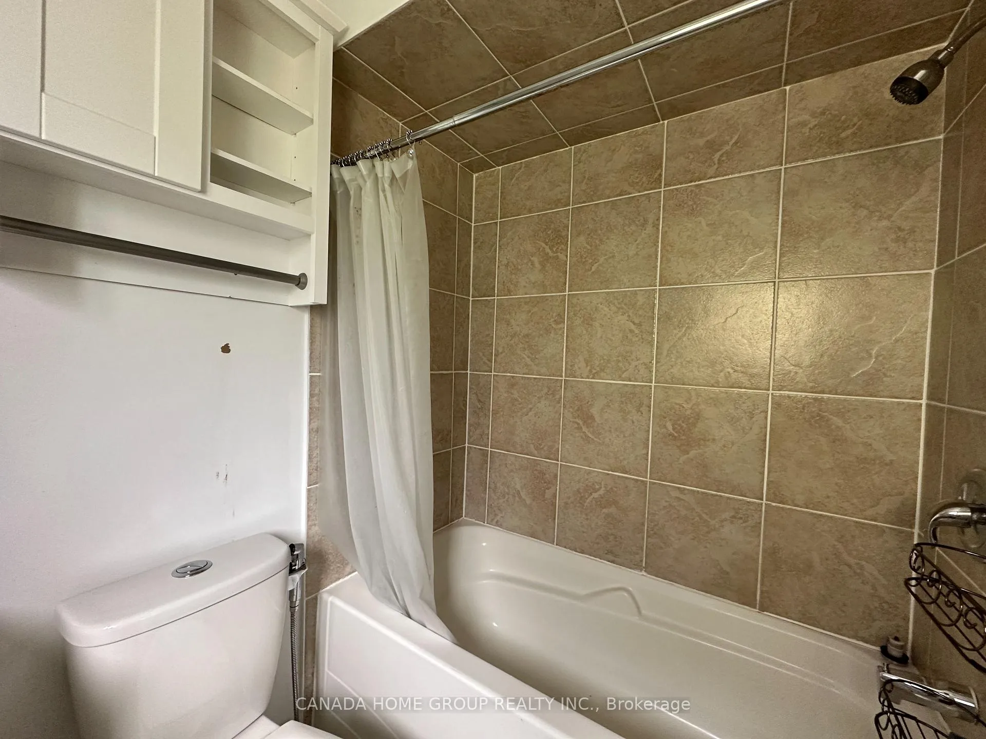 Photo 18 of 303 Riel Drive, Mississauga, Fairview — HOMEH
