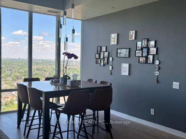 Photo 4 of Unit Ph3101, 88 Park Lawn Road, Etobicoke, Mimico — HOMEH