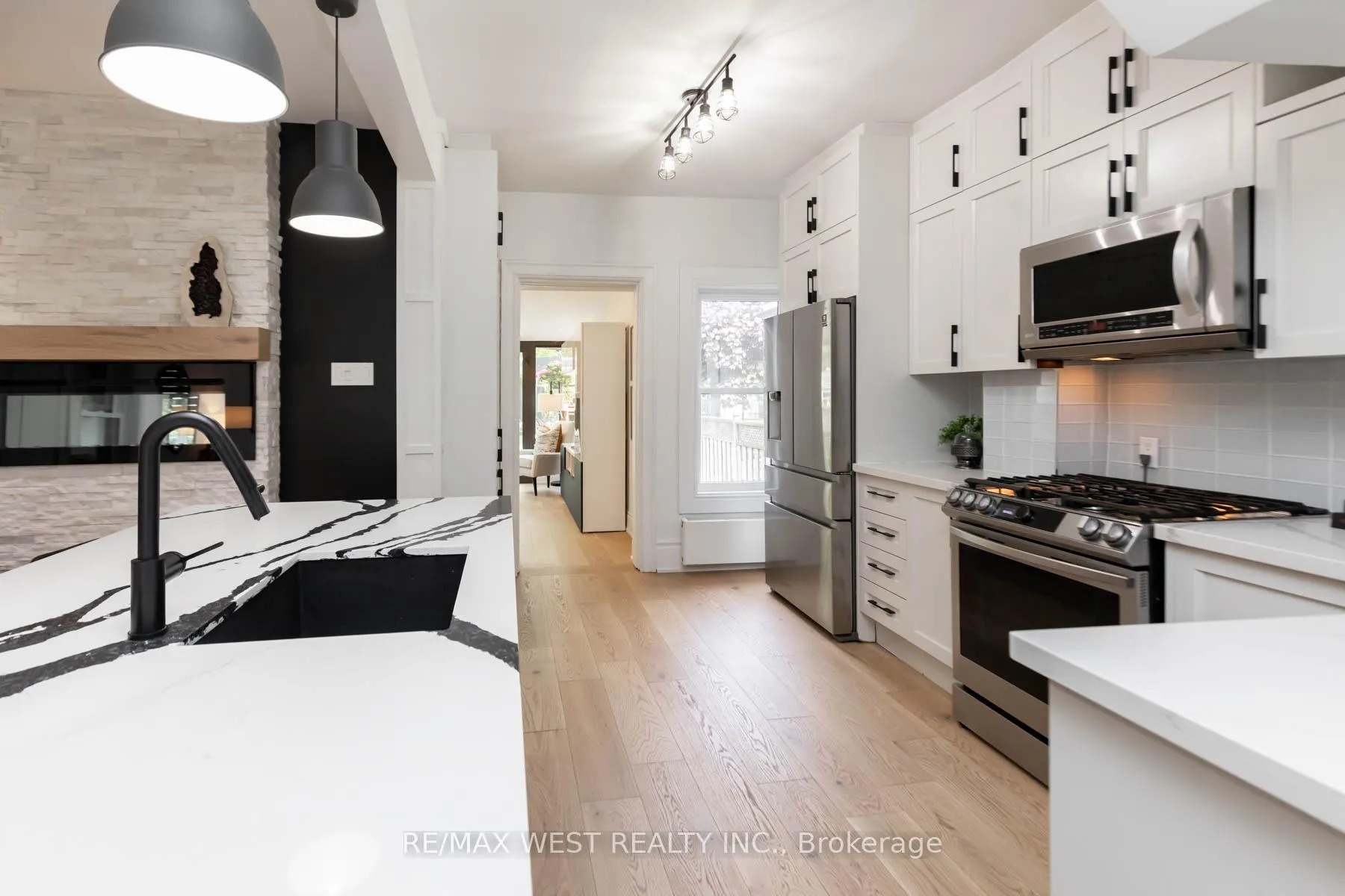 Photo 7 of 469 Clendenan Avenue, Toronto, Junction Area — HOMEH