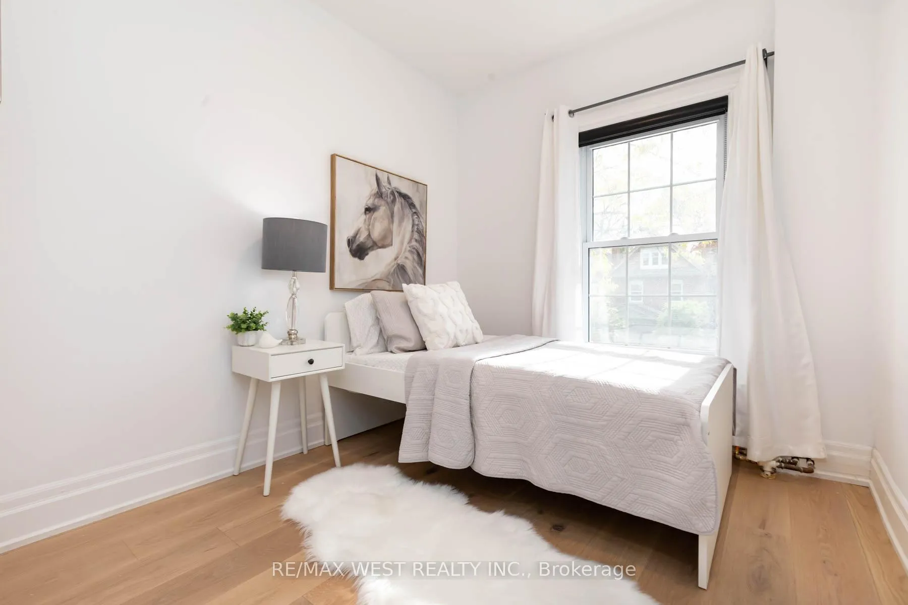 Photo 15 of 469 Clendenan Avenue, Toronto, Junction Area — HOMEH