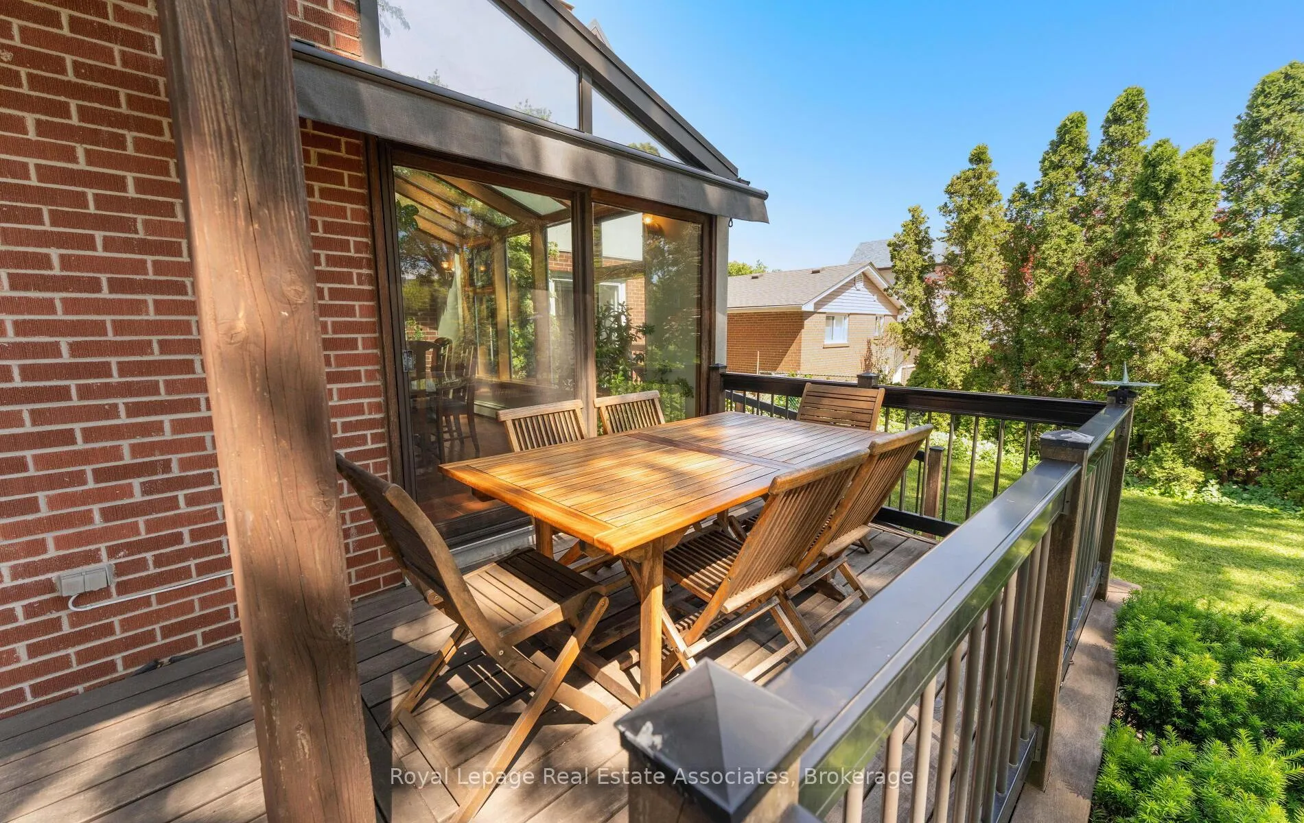 Photo 37 of 30 Theodore Drive, Mississauga, Streetsville — HOMEH