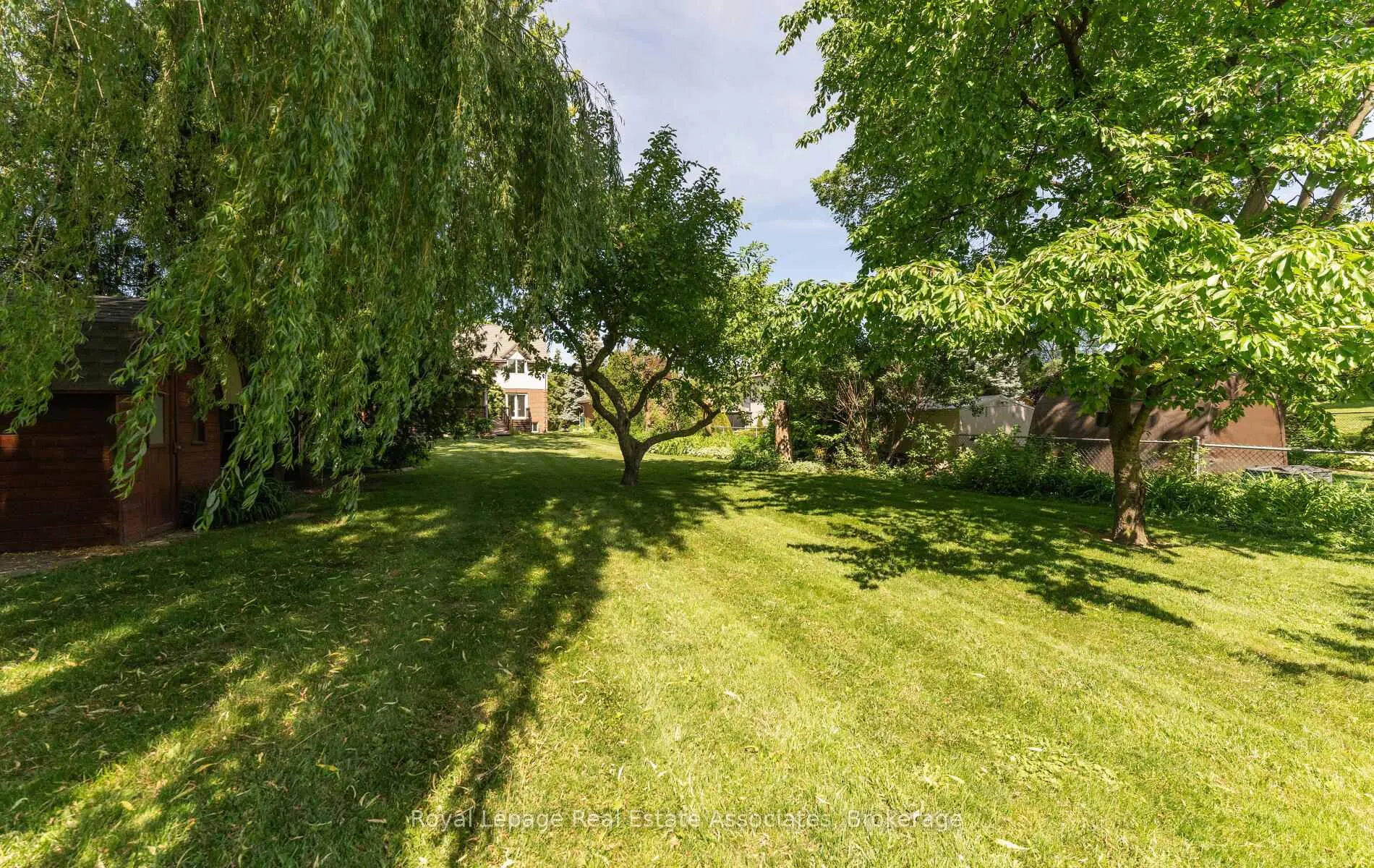 Photo 42 of 30 Theodore Drive, Mississauga, Streetsville — HOMEH