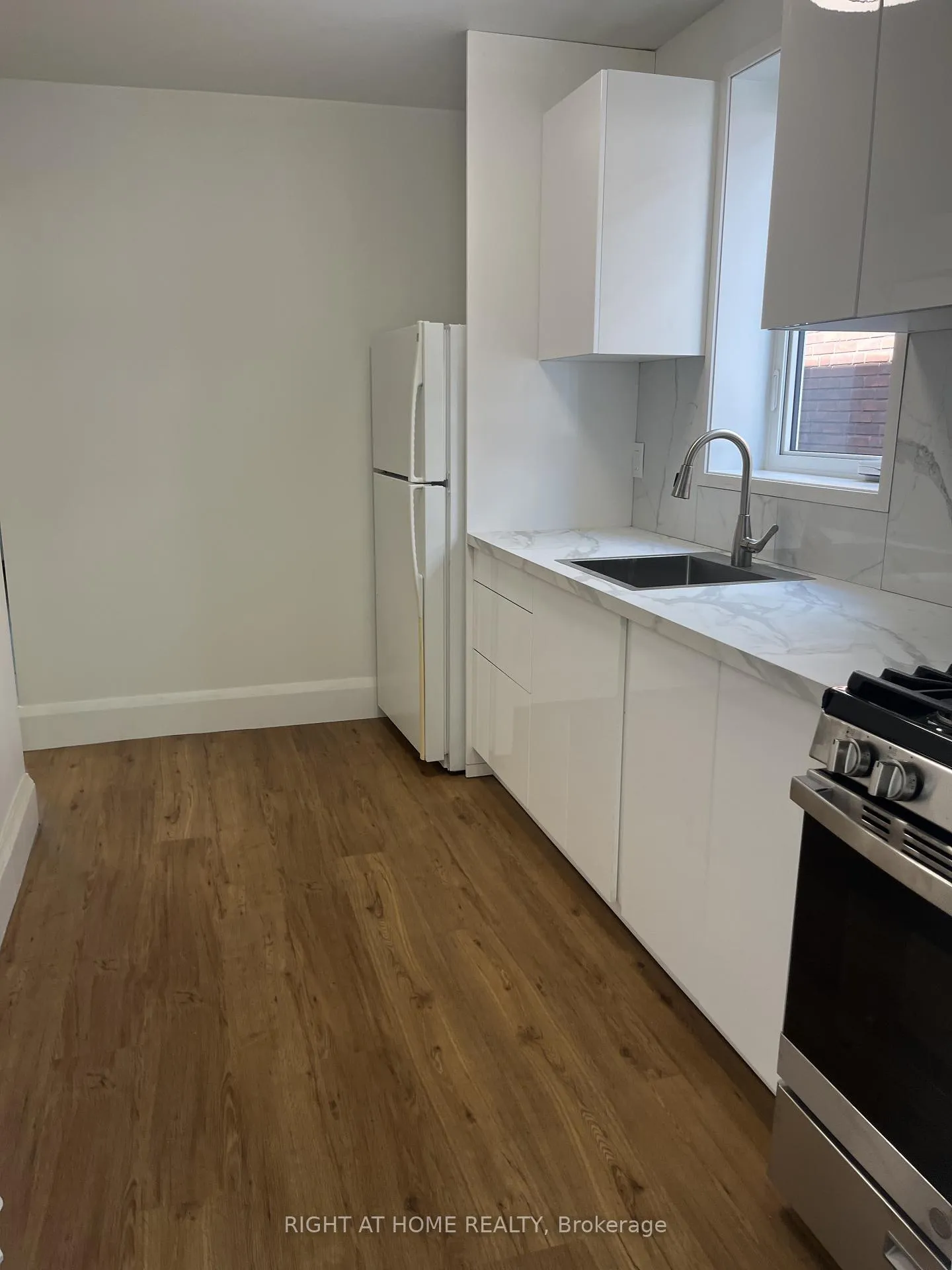 Photo 8 of Unit Main fl, 55 Beresford Avenue, Toronto, High Park-Swansea — HOMEH