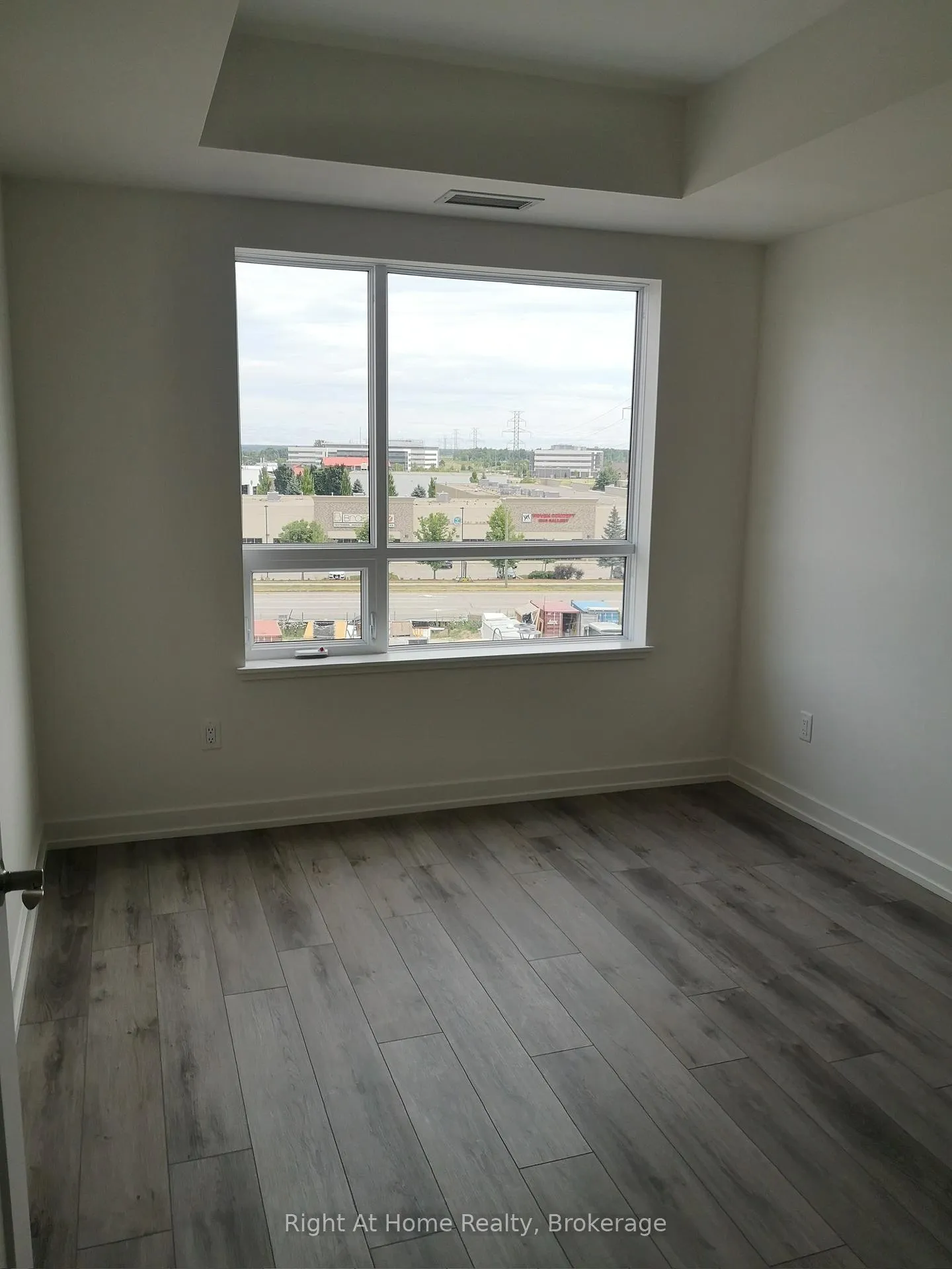 Photo 1 of Unit 410, 255 Northfield Drive E, Waterloo — HOMEH