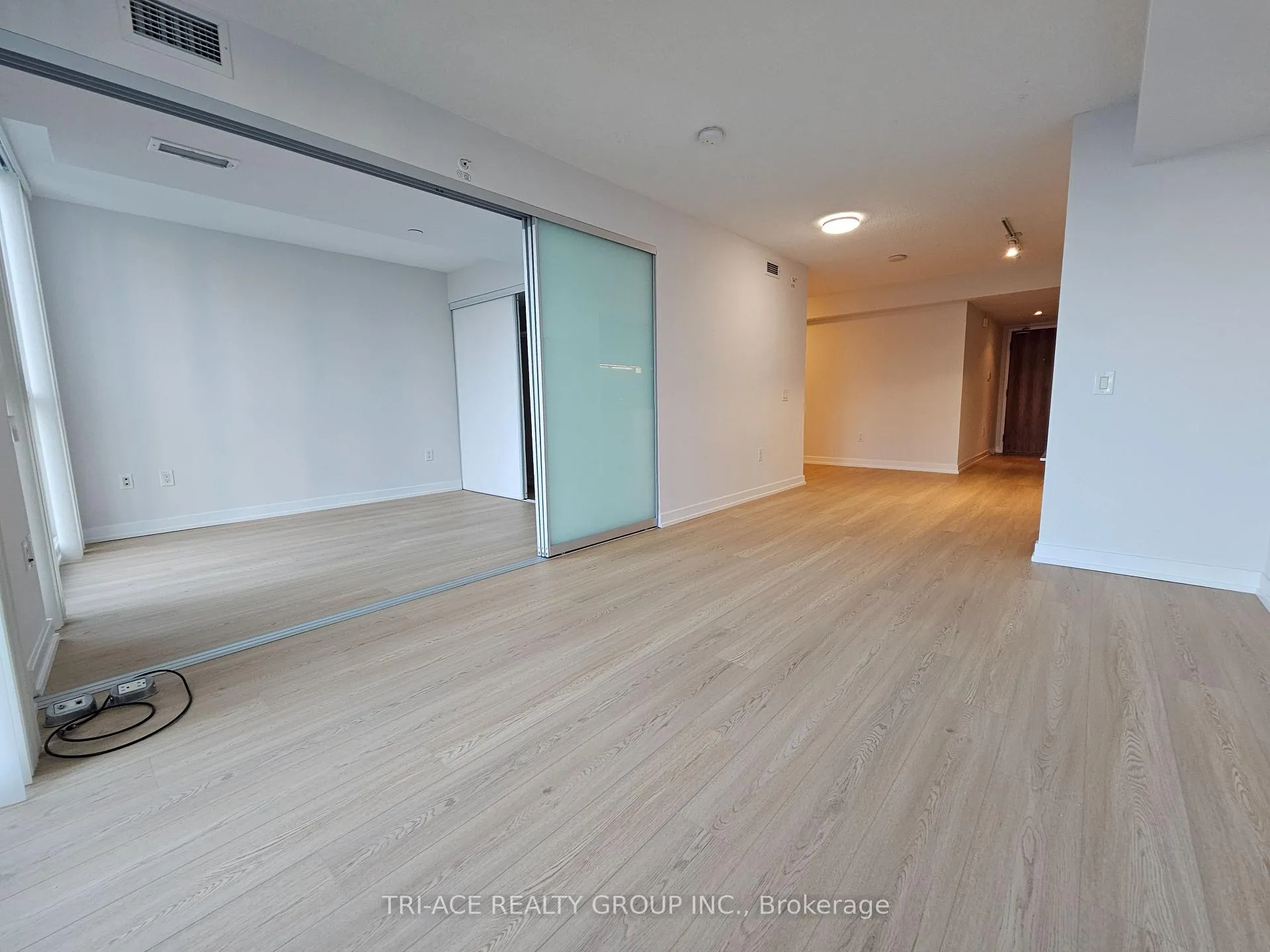 Photo 21 of Unit 2703, 75 Queens Wharf Road, Toronto, Waterfront Communities — HOMEH