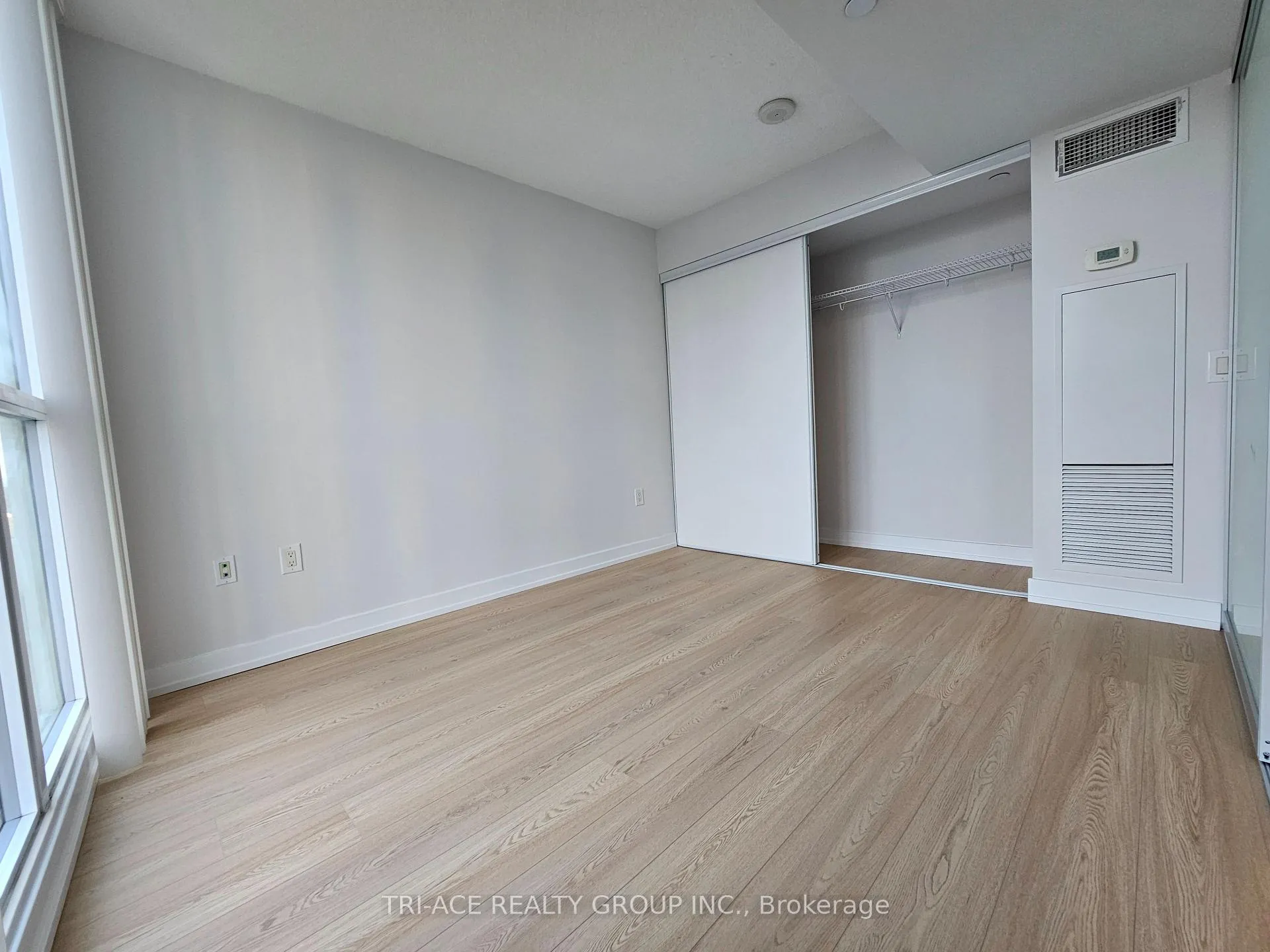 Photo 25 of Unit 2703, 75 Queens Wharf Road, Toronto, Waterfront Communities — HOMEH